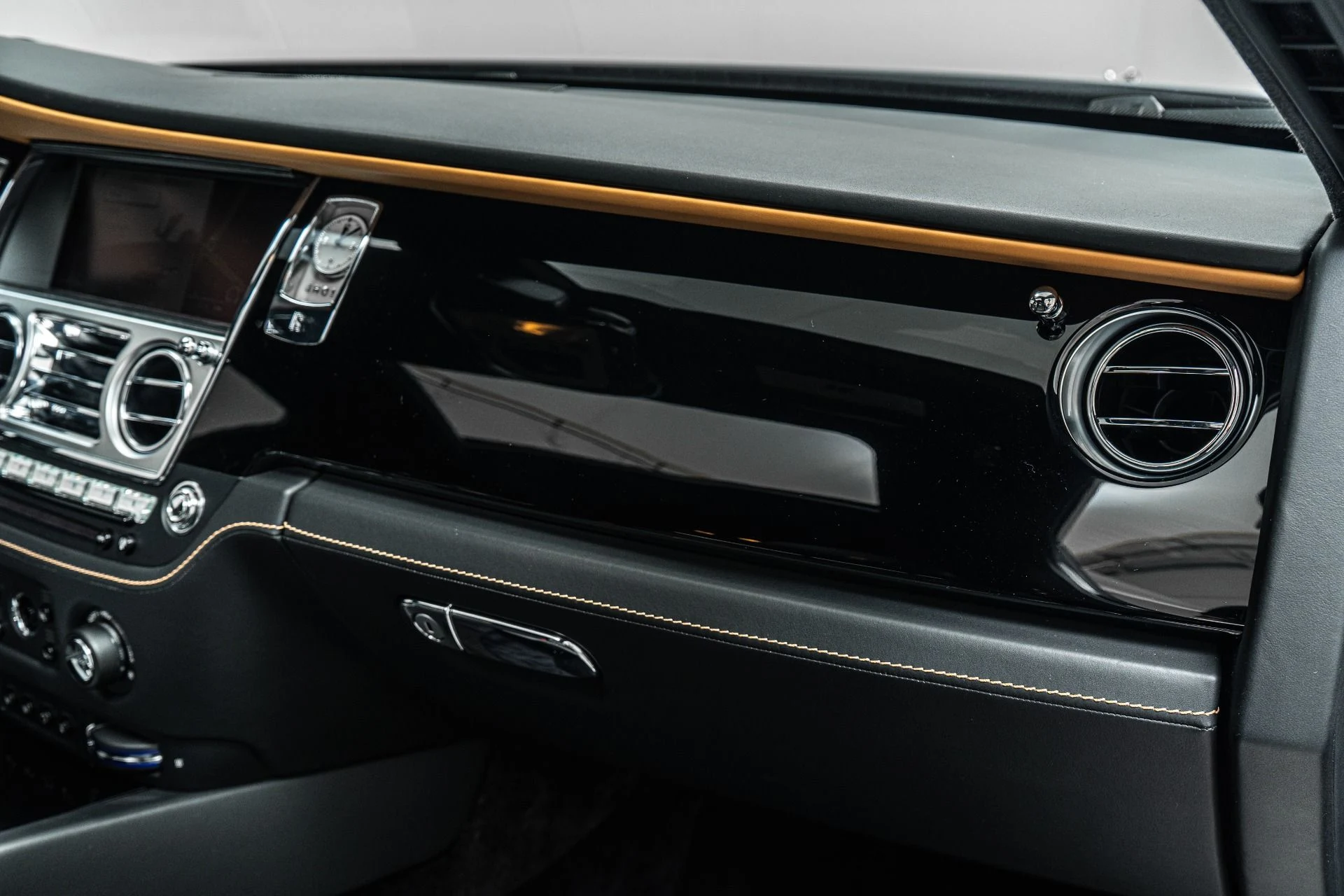 mph029_1259292071_Used_2017_Rolls_Royce_Ghost_Extended_Wheelbase_393_K_MSRP_Two_Tone_Paint_Rear_Chiller_1774532559_c911a0dcf7