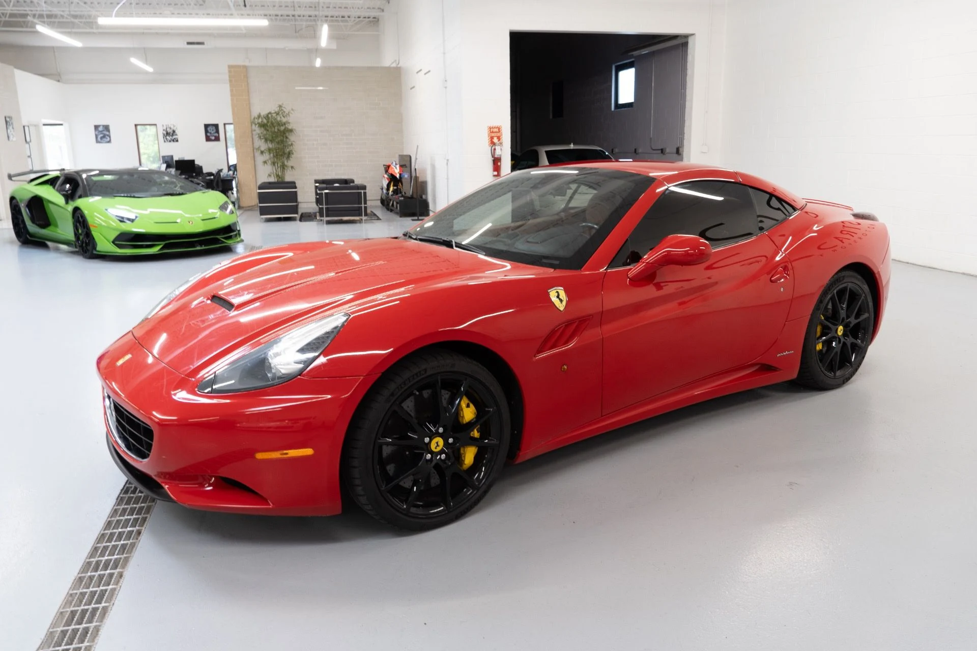 mph029_1266748851_Used_2012_Ferrari_California_1757704679_774a803468
