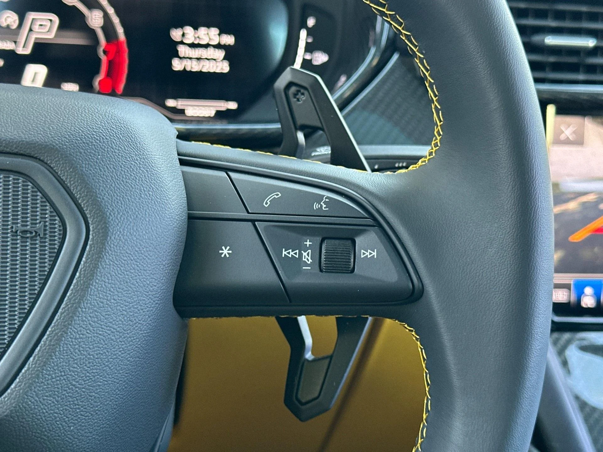 mph029_1270186479_New_2024_Lamborghini_Urus_S_1747424150_4aaaac58c3