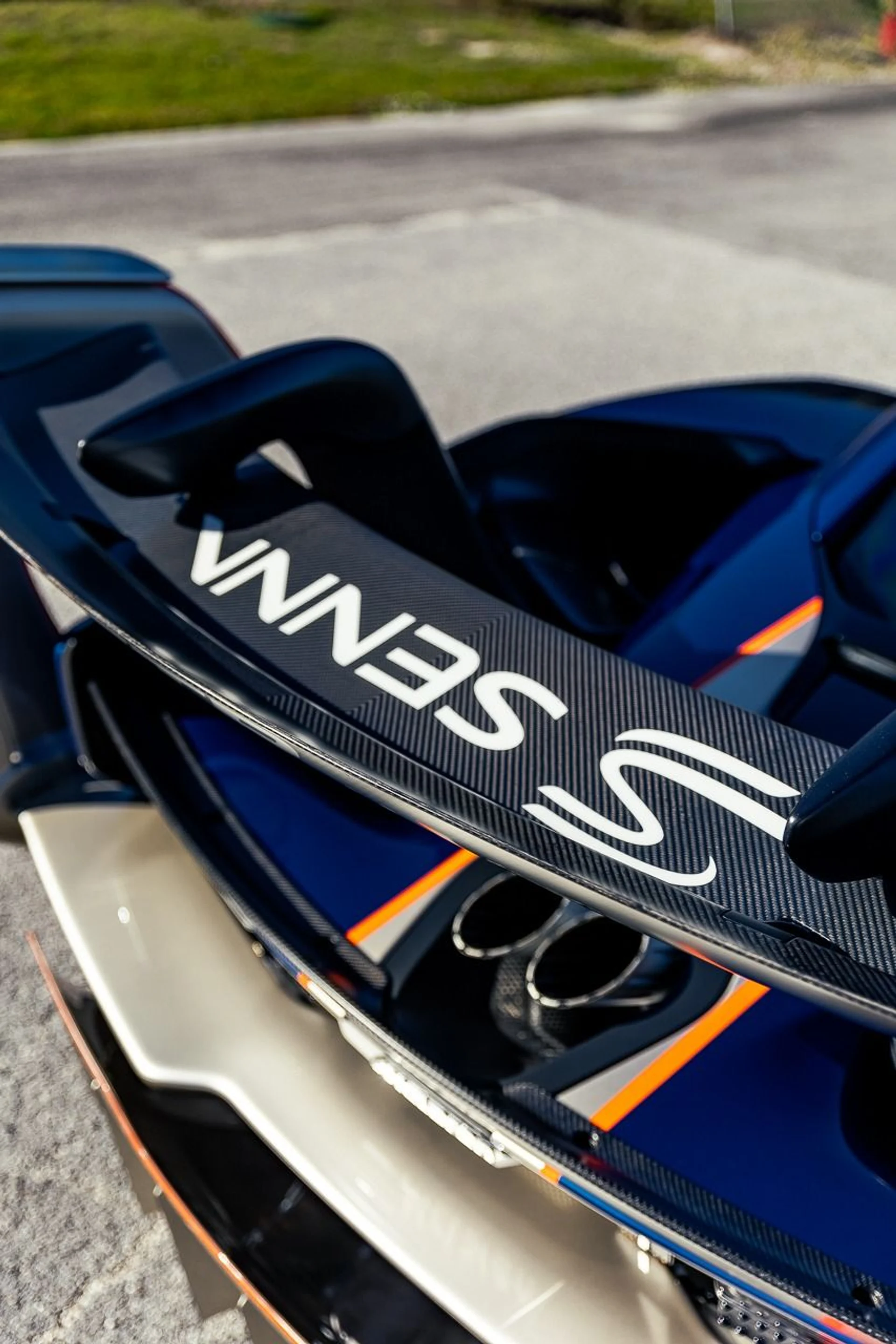 mph029_1276773408_Used_2020_Mc_Laren_Senna_GTR_LM_a6f595c1ee