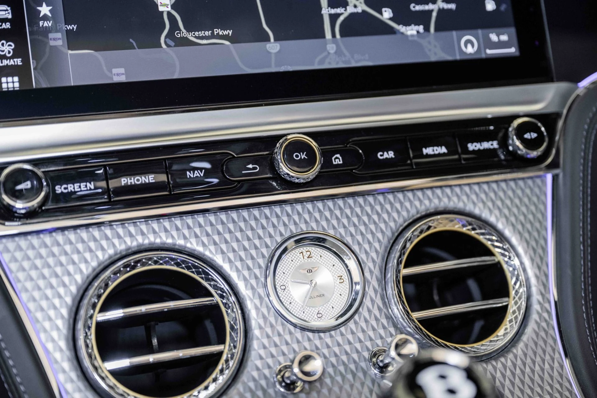 mph029_1277206660_Used_2024_Bentley_Continental_GTC_Mulliner_W12_1718978175_b394ae4097