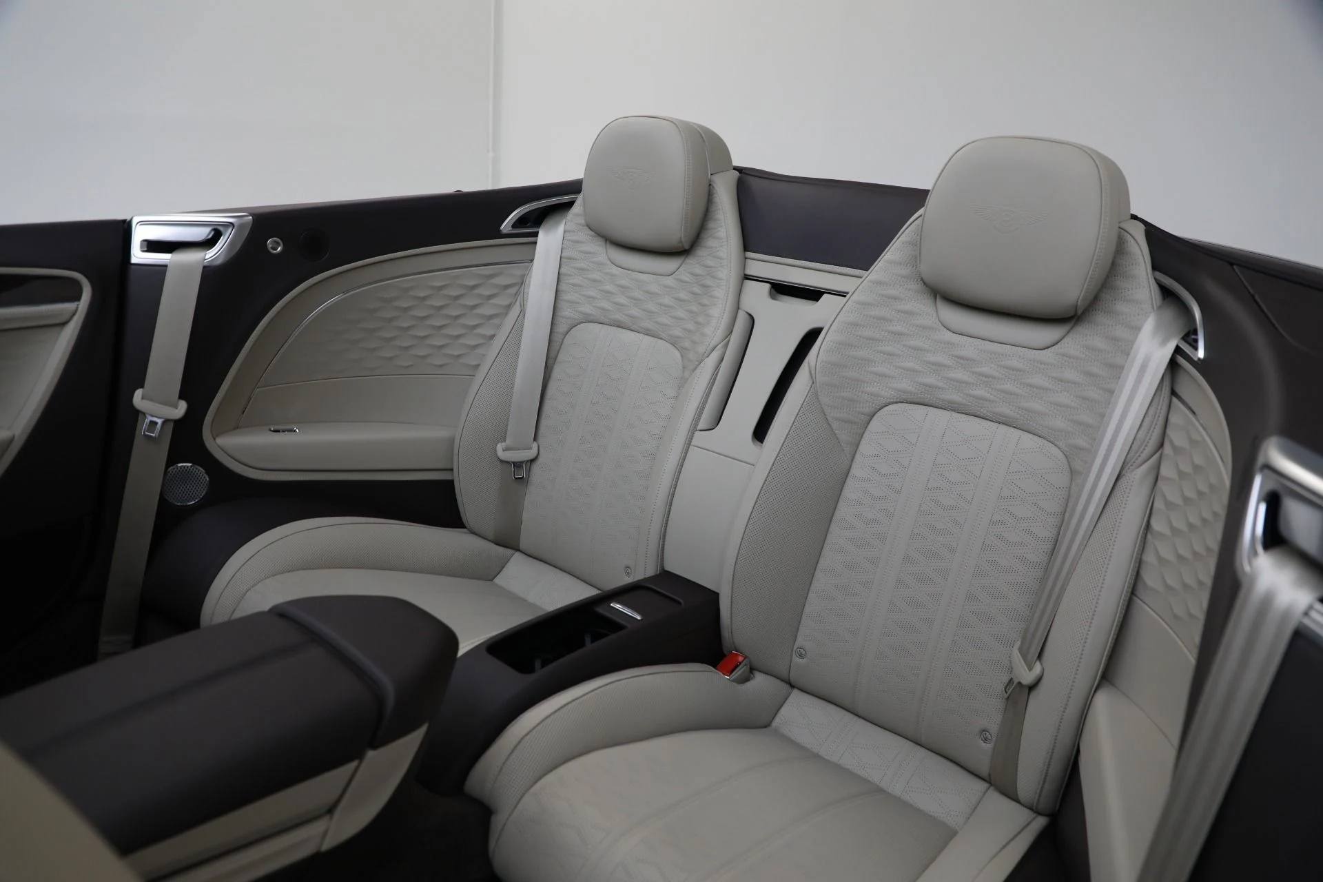 mph029_128514271_New_2025_Bentley_Continental_GTC_Speed_81f3f41d82