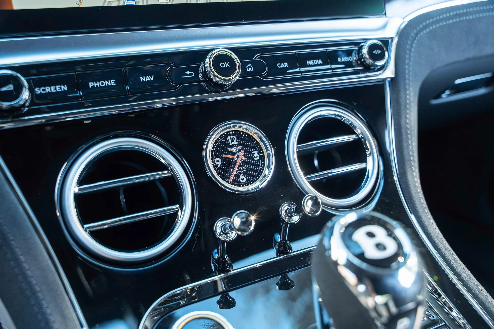 mph029_1288444978_477619927_69561c86f80080d0668be28f_be74122e3c