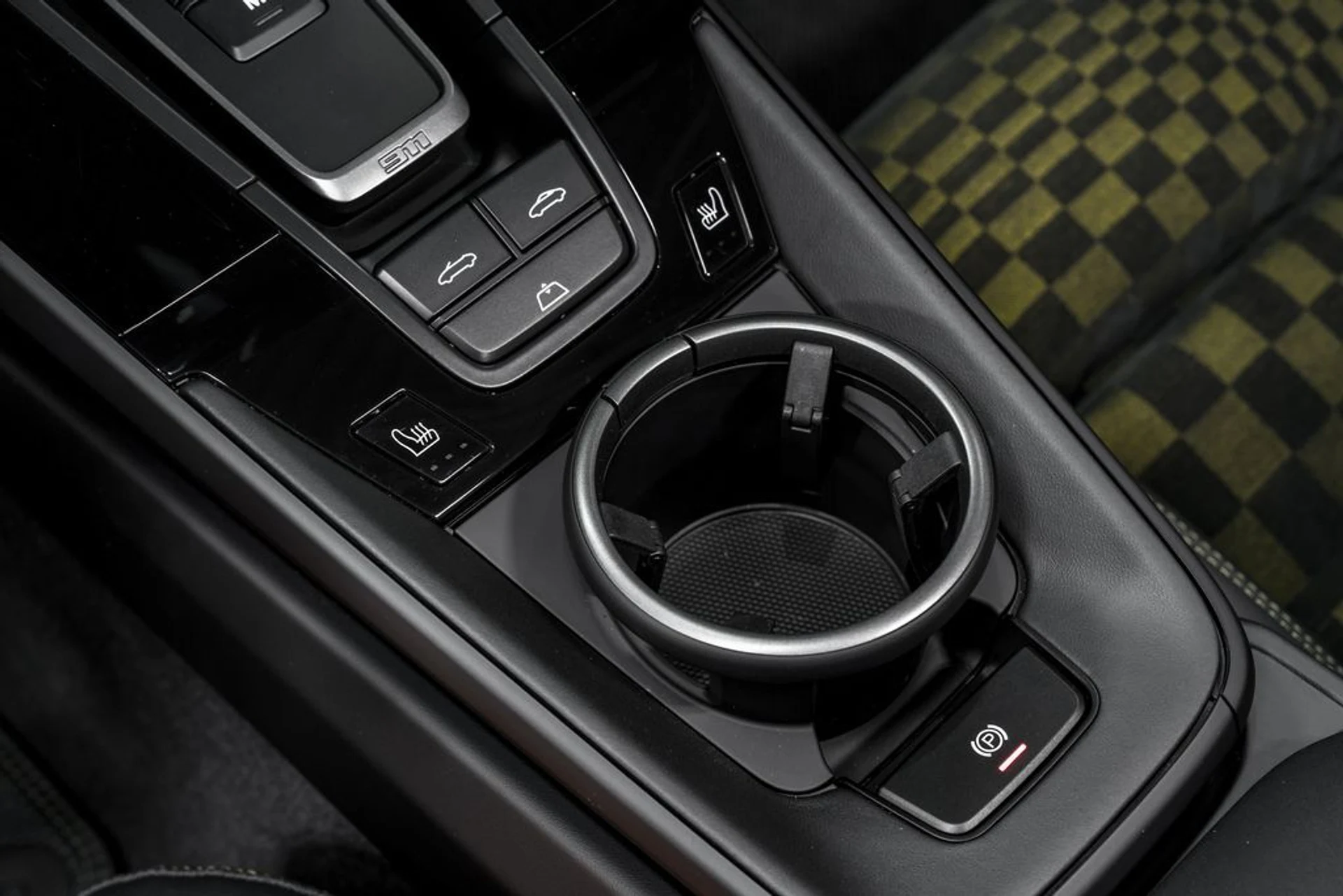 mph029_1292664894_1fb0f161e6bdf46e81a4dc5077386fa0x_71b57fe2fd