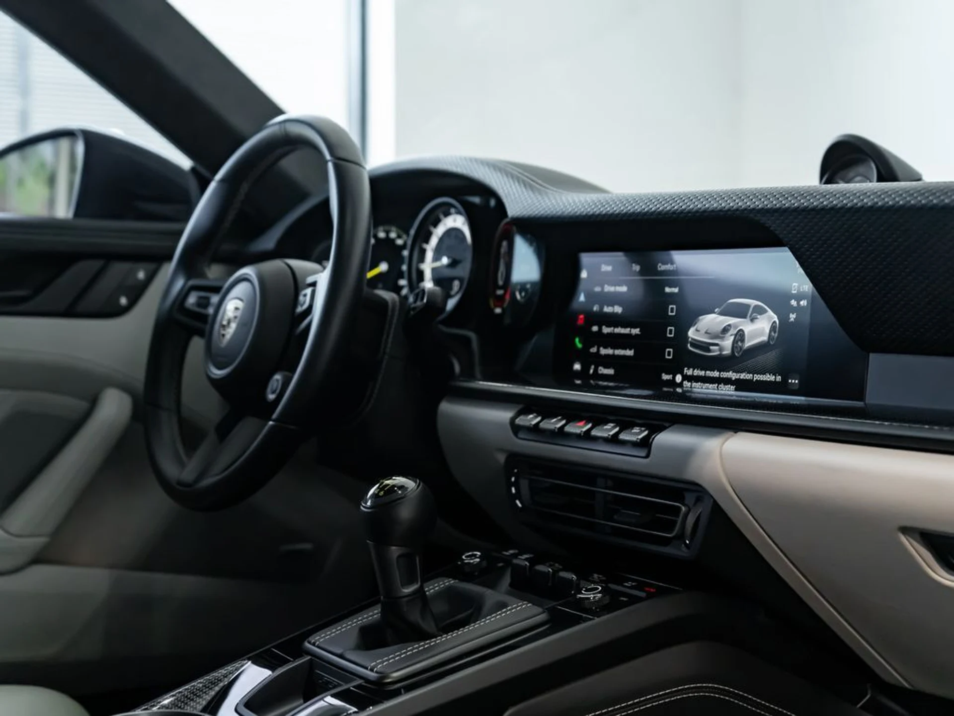 mph029_129342749_c63b76e7ea224416ad88345181c8a3ee_d777b9f29a