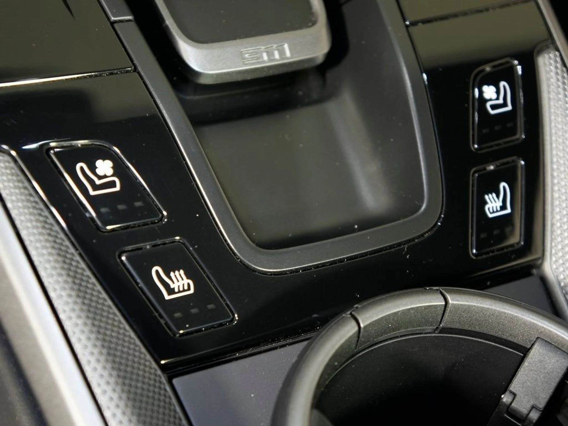 mph029_1294901797_30_fc64bb14d3