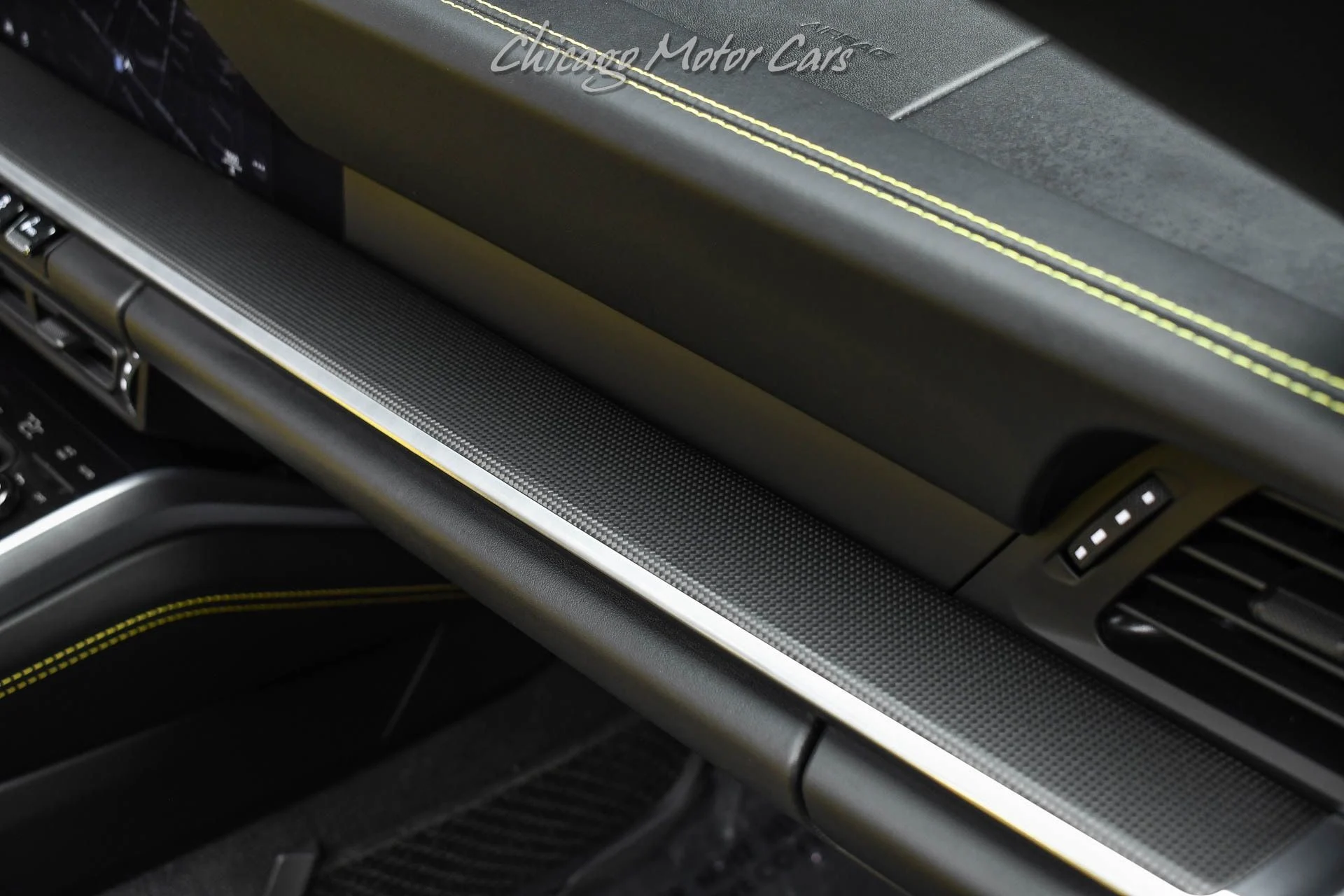 mph029_1295995397_10951_p30_l_620b26be09