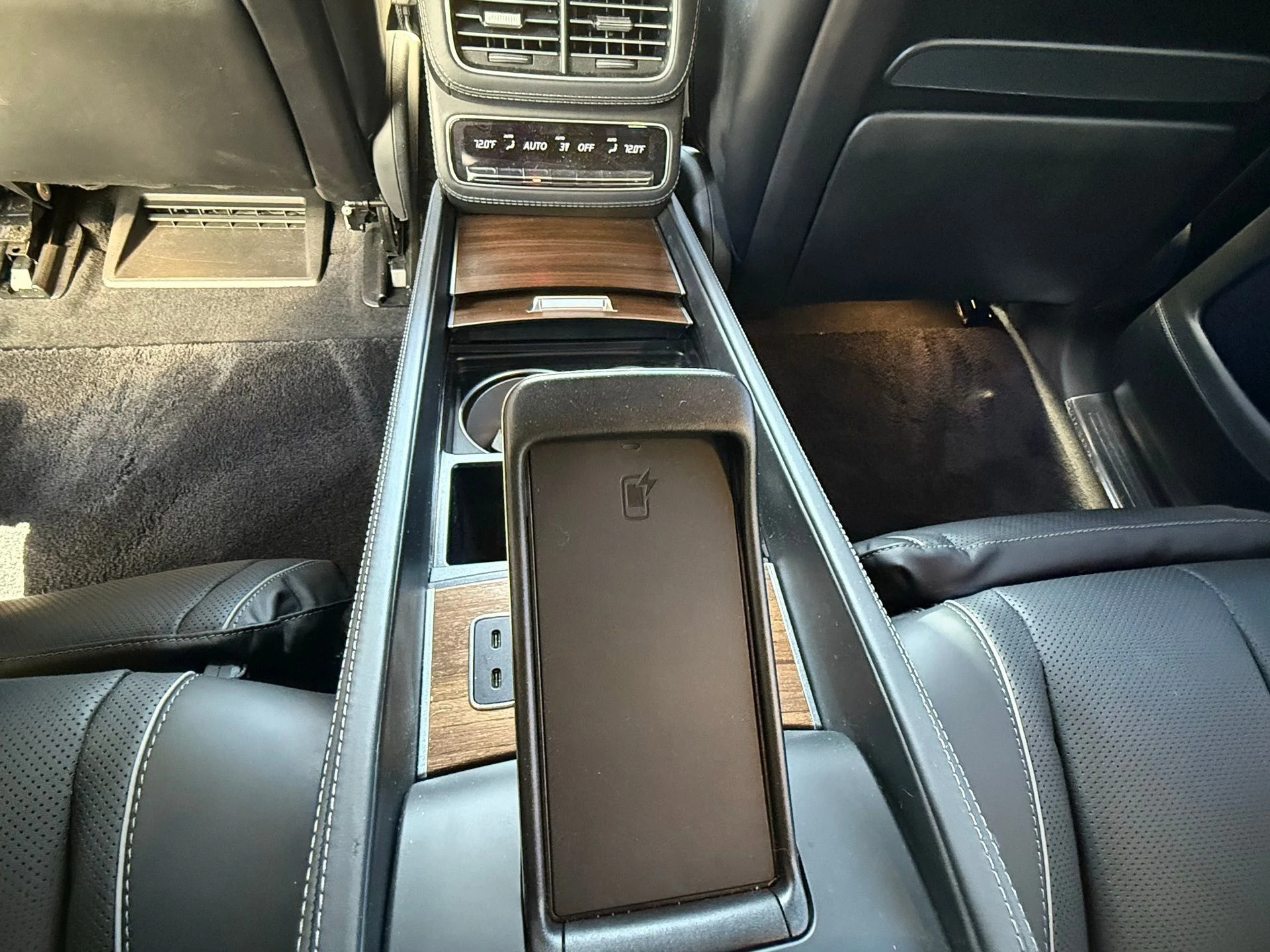 mph029_131468895_667f38c009394d8886223de57e151379_7b1e57fa0b