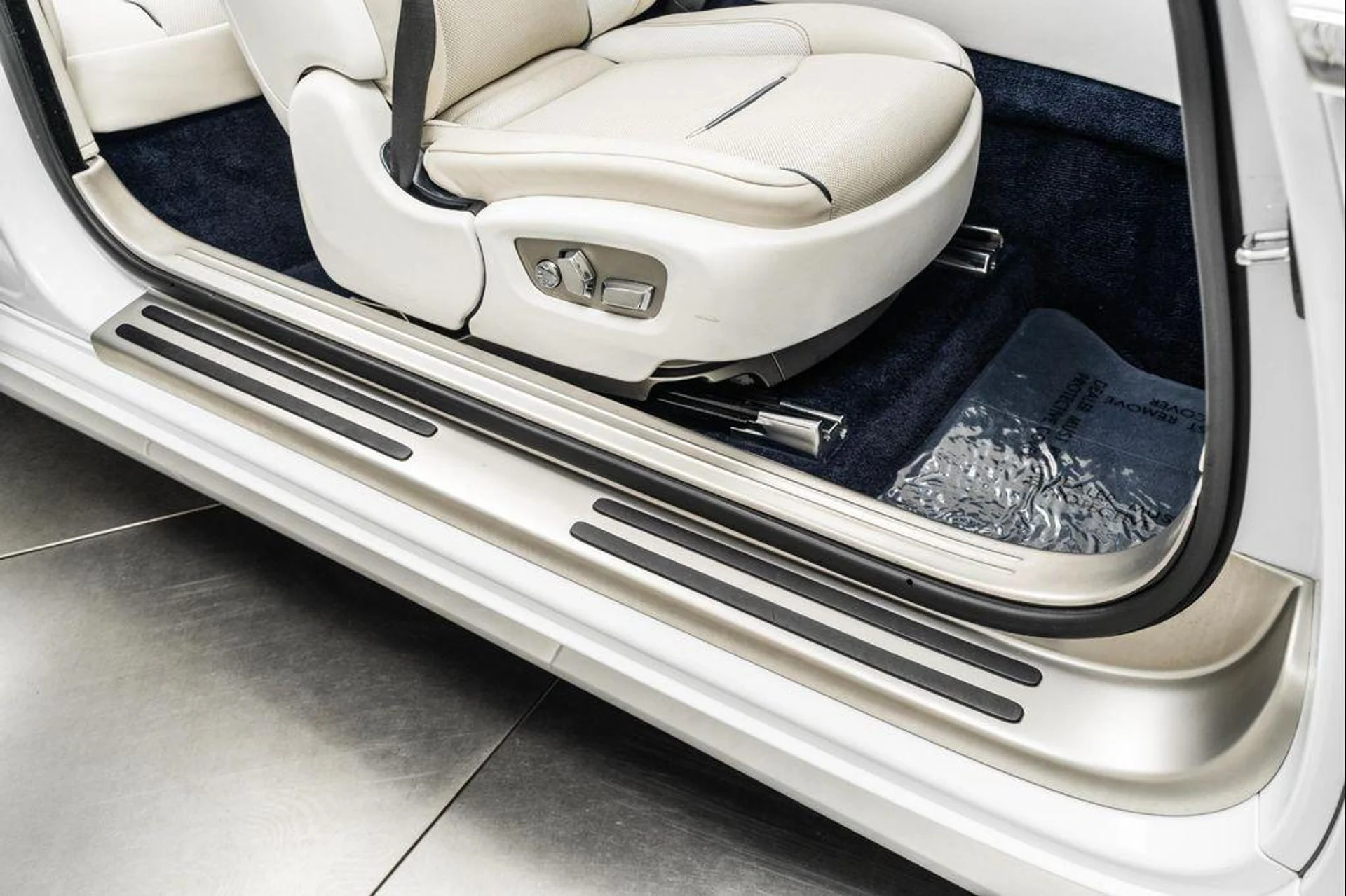 mph029_1318661952_g_KPDK_70_L_Uq_Jei_AO_02_SC_Rv9_QY_1l4_d3a0bd8303