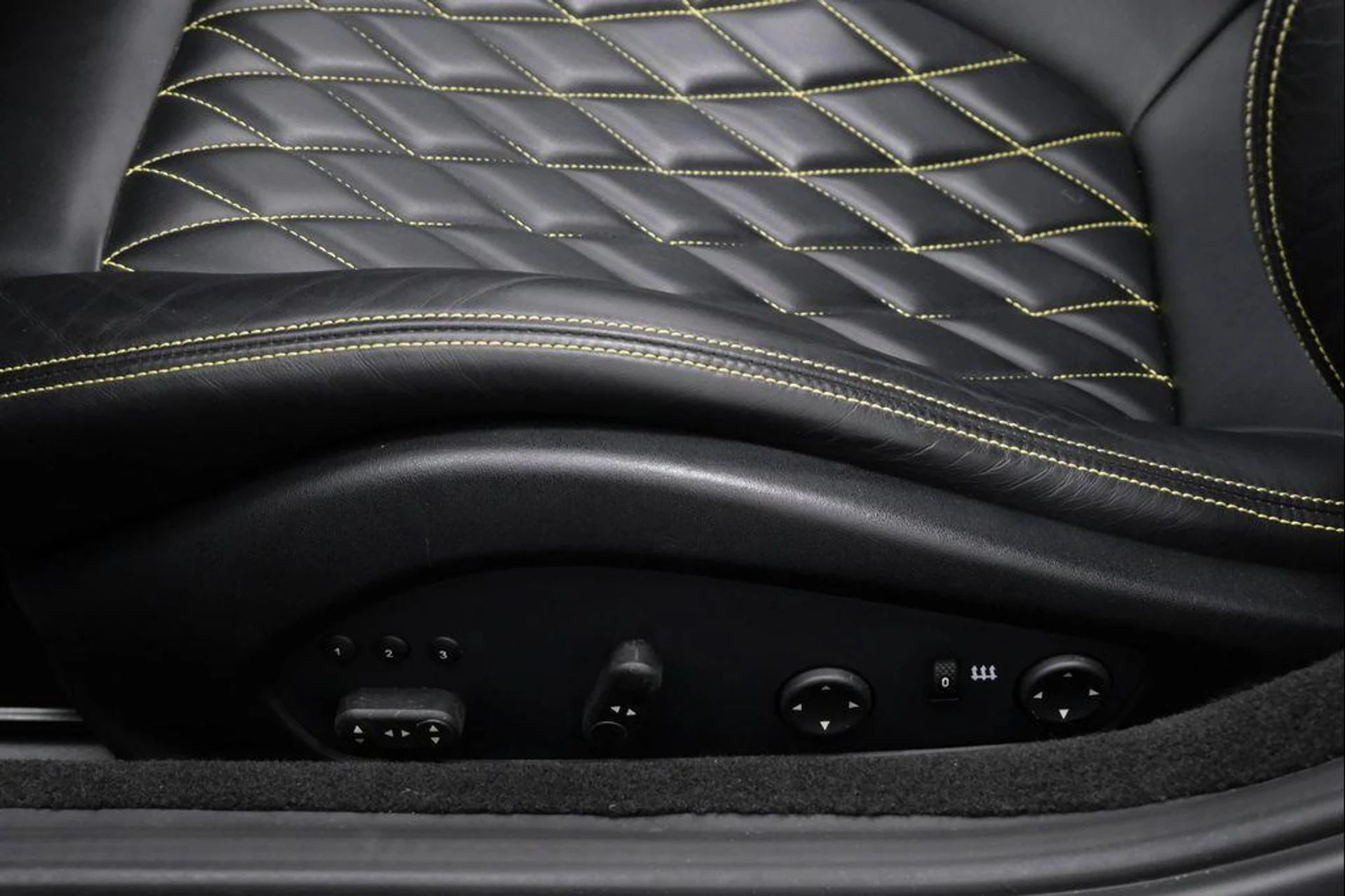 mph029_131951399_Uo_Czmp_Rzp_Jg_Utw_Ct_T1n_Sg_C_Ccqc_f012c2694c