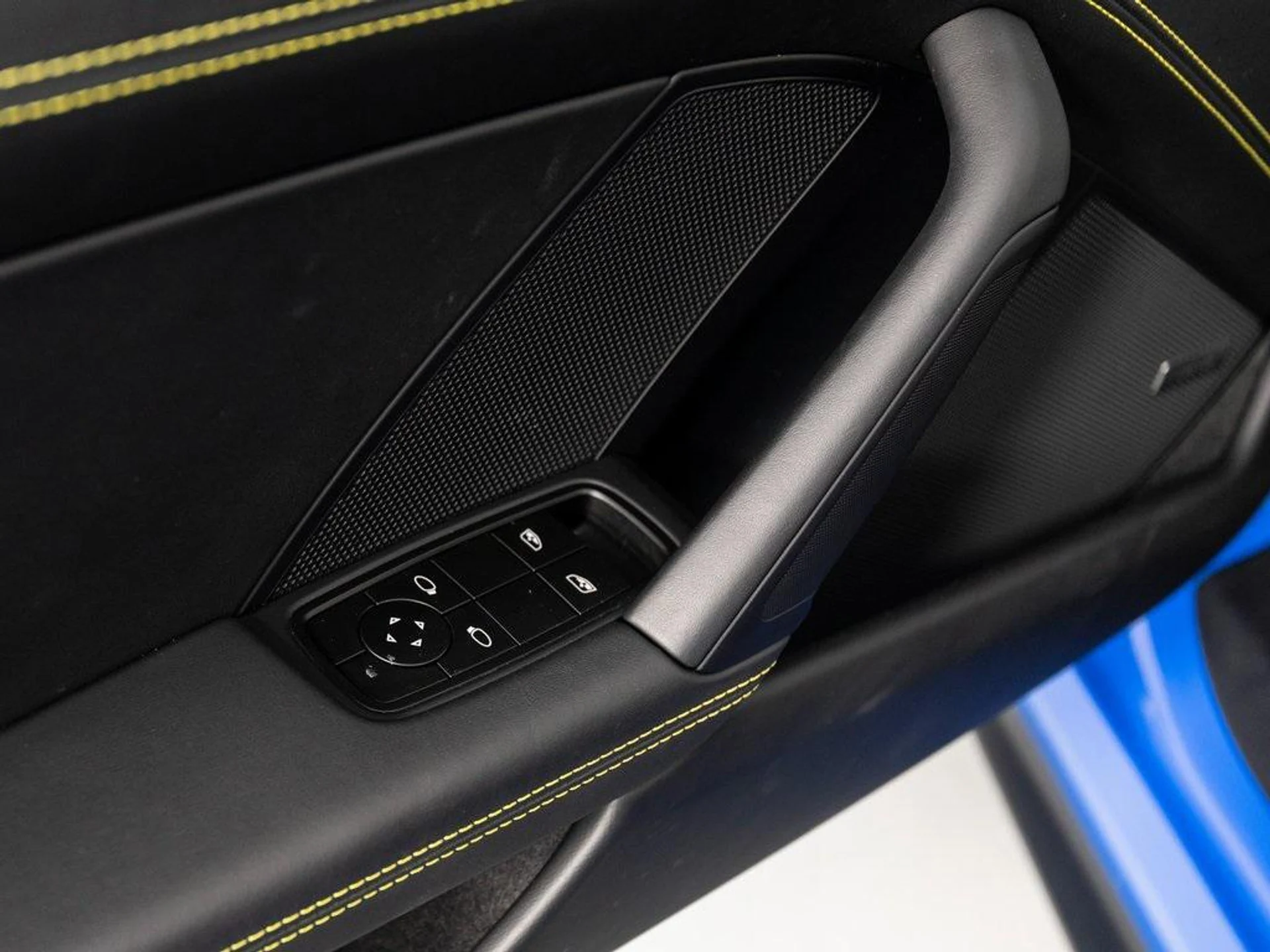 mph029_1319542537_Xs_Sg_Teng_XA_6m9_R_Lm_0_Jm_G_Iiytc_780c7aab6a