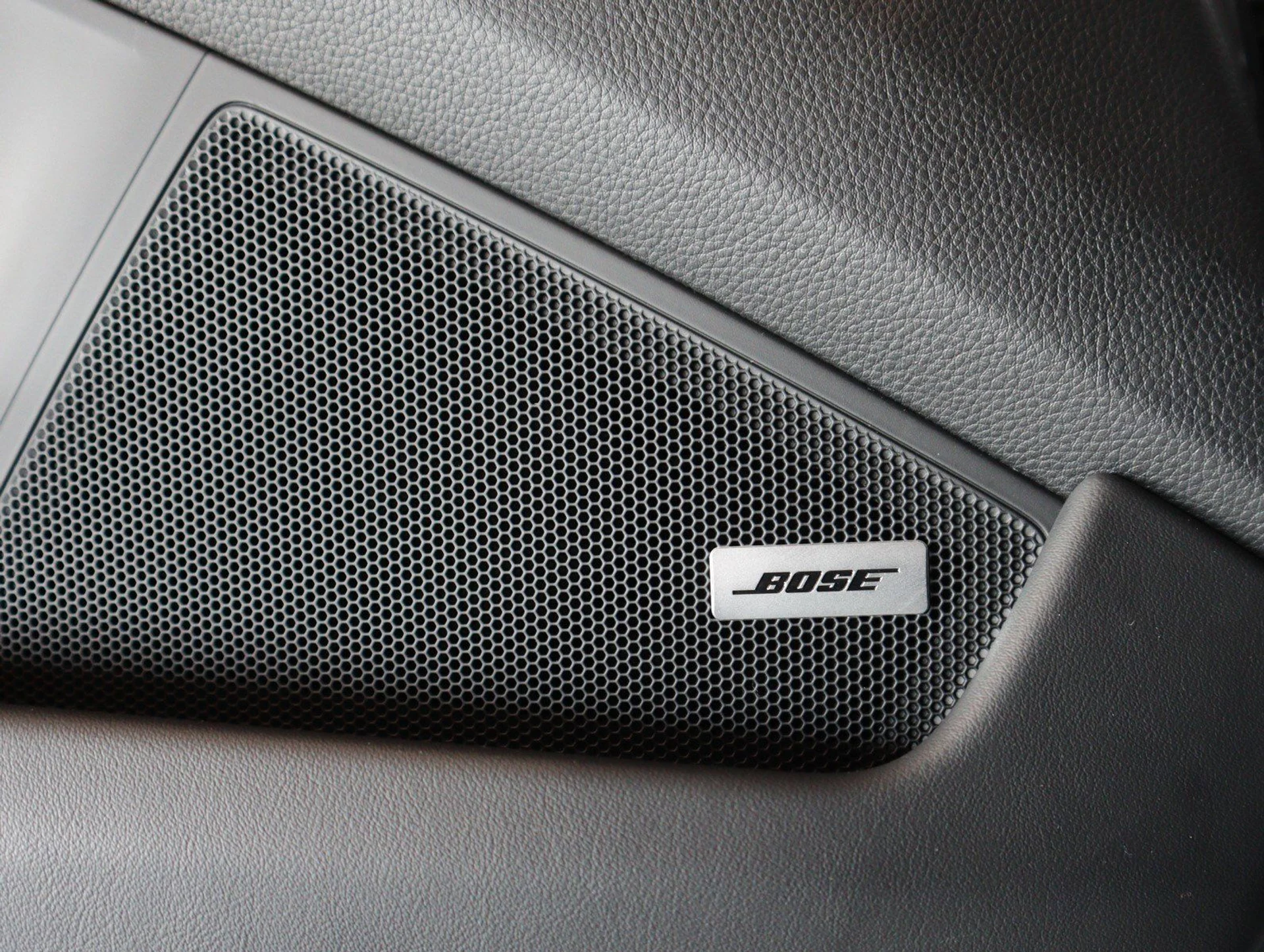 mph029_1329741408_d6888ec40595eeabc4d842f19ac40953_832b3c15c2