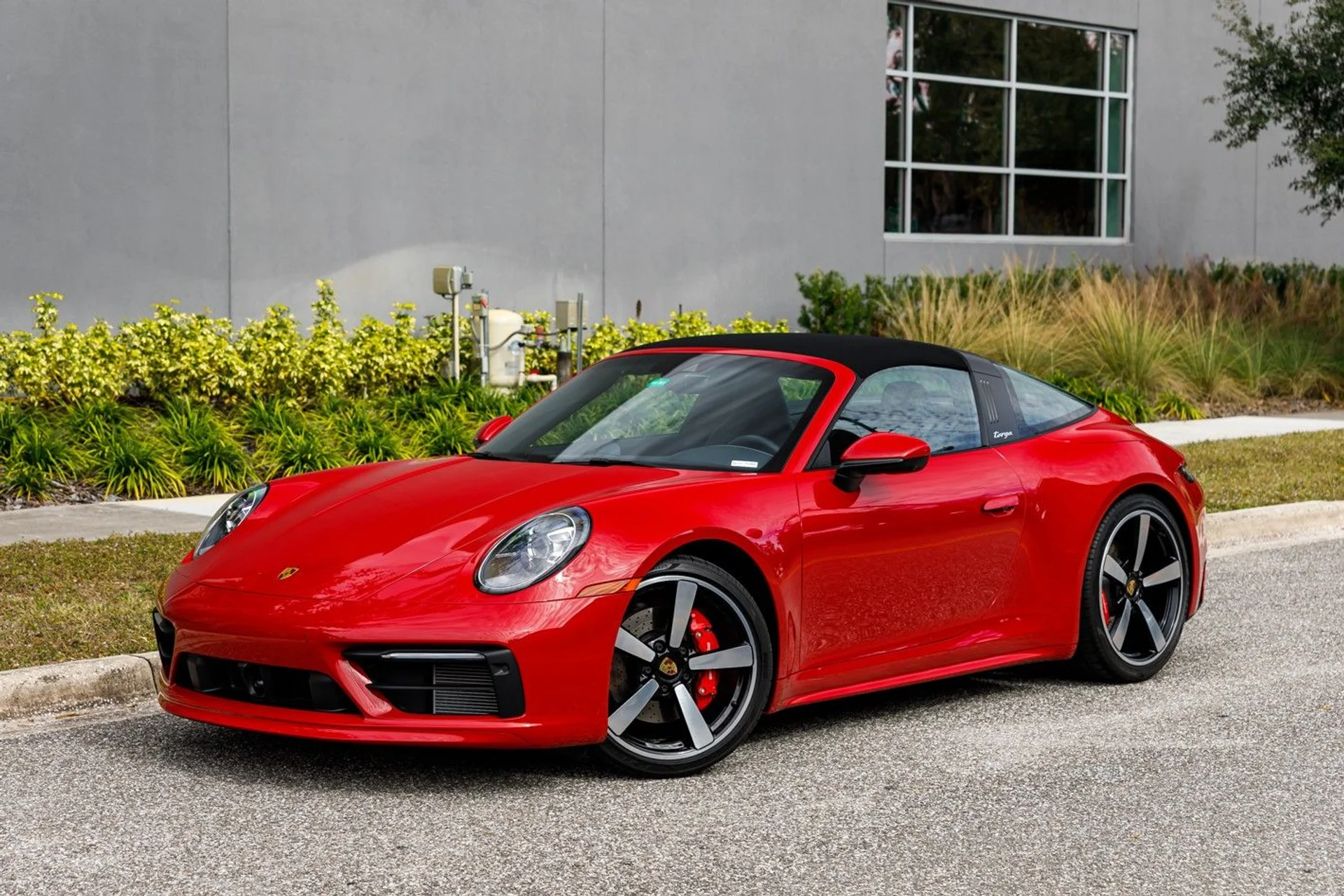 mph029_134171536_644_p32_l_e4c2c98bf9