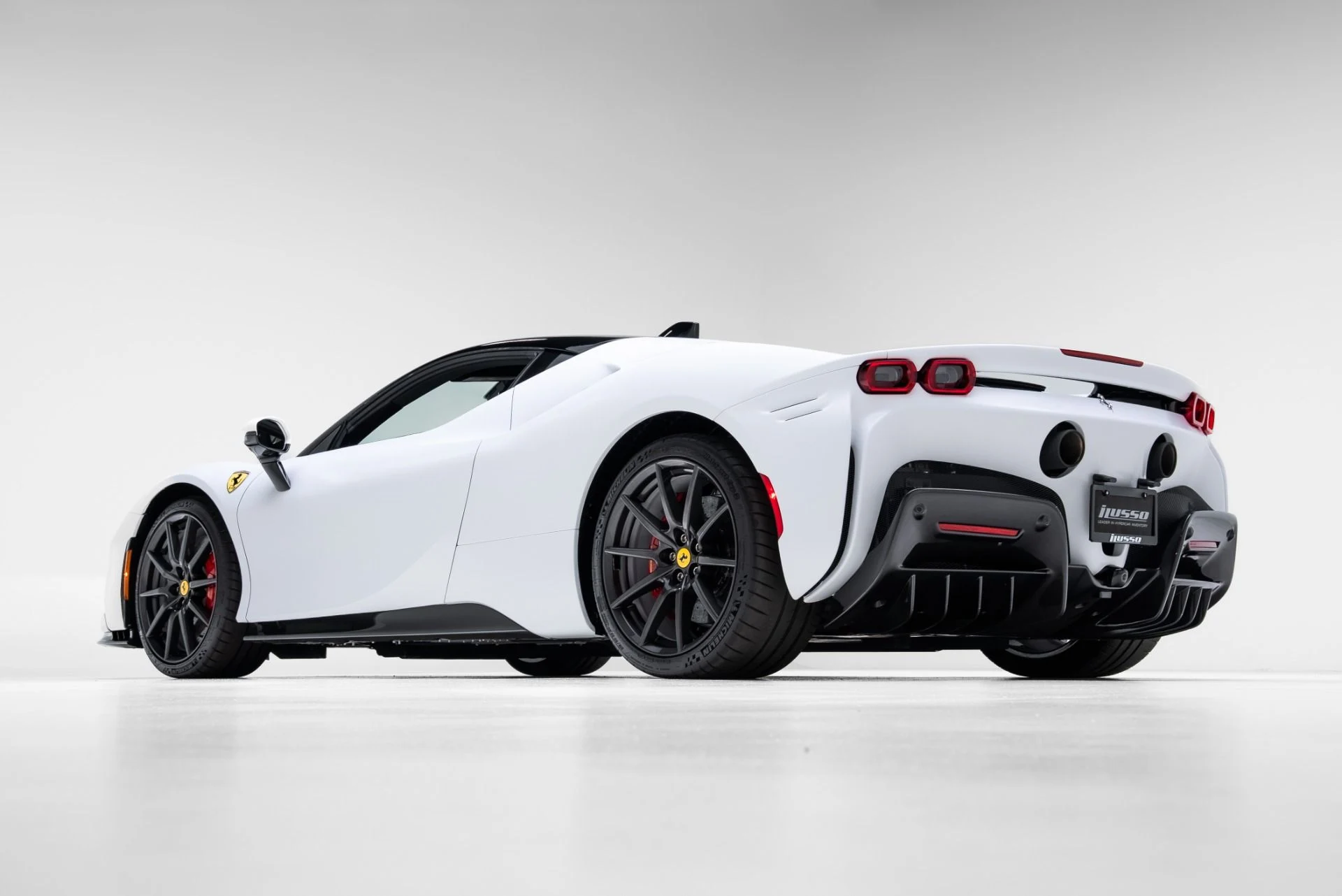 mph029_1343594918_Used_2023_Ferrari_SF_90_Stradale_1772151566_ab87f85b2e