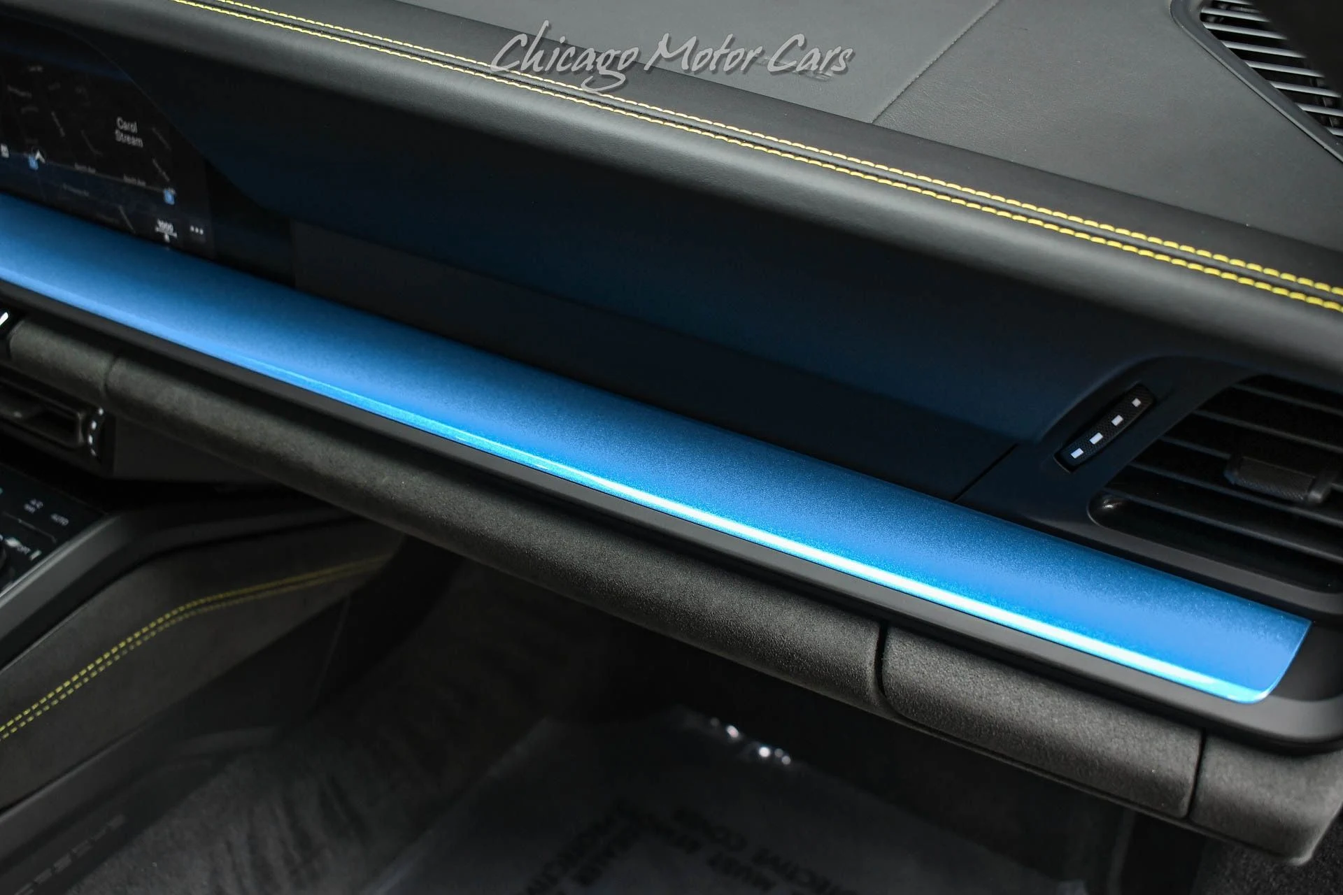 mph029_1345802850_13368_p30_l_6e66ffb4d6