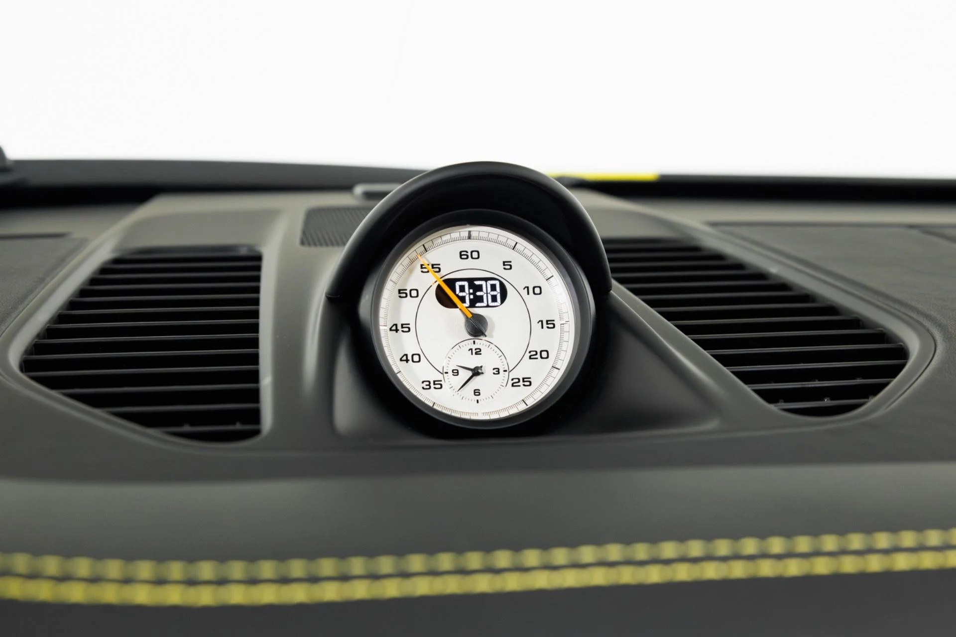 mph029_1349994502_Used_2018_Porsche_911_GT_2_RS_1787778680_8c44bbcee7