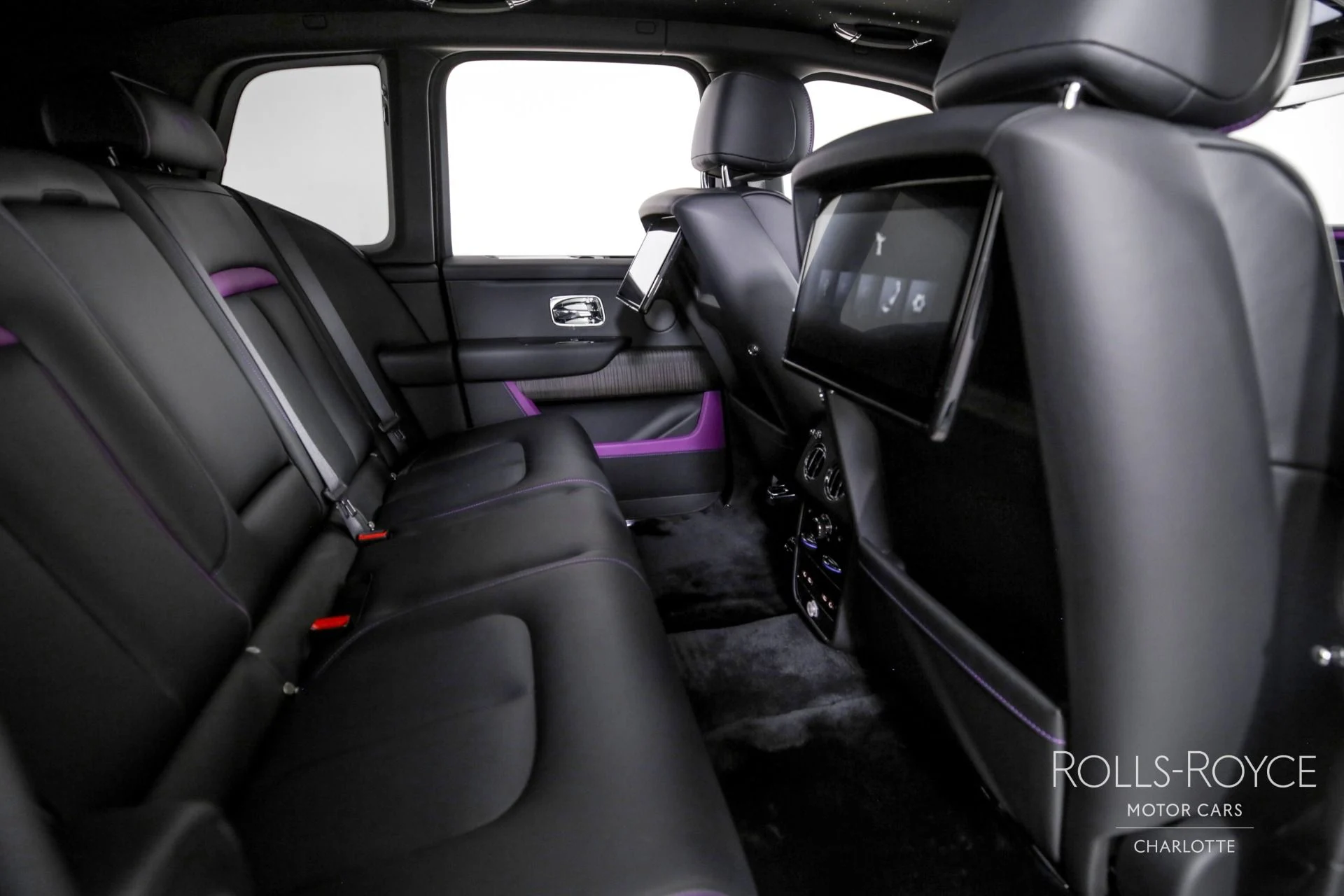 mph029_1379627885_Used_2025_Rolls_Royce_Cullinan_1734039433_430f470fc5