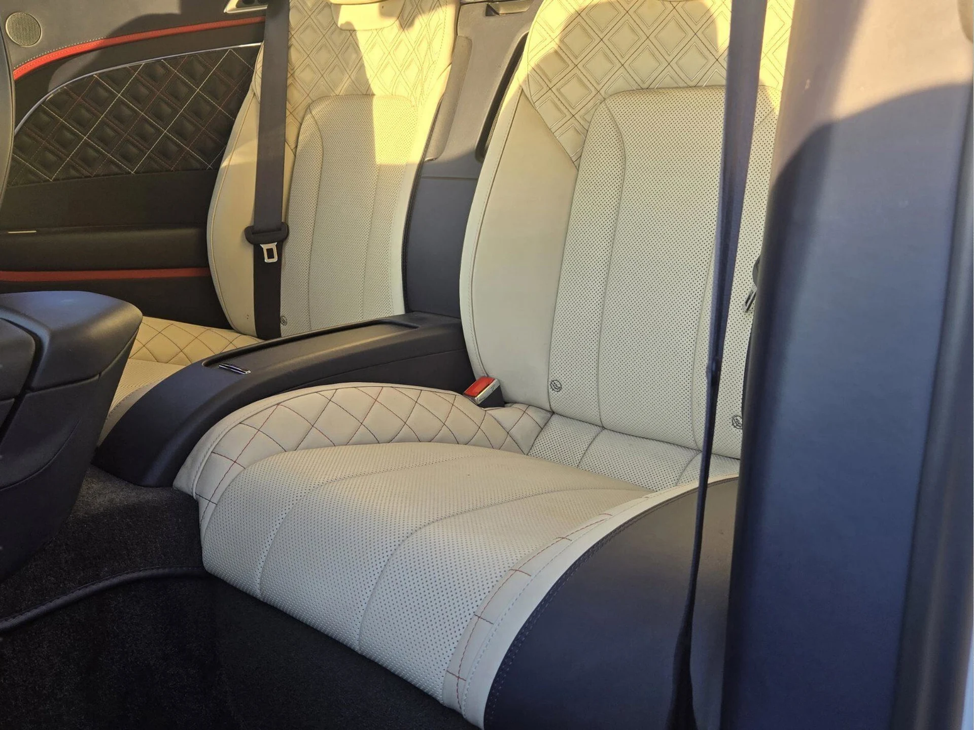 mph029_1381395827_4739b42bbf836bab9414c7b53424b493x_41e64eeadf