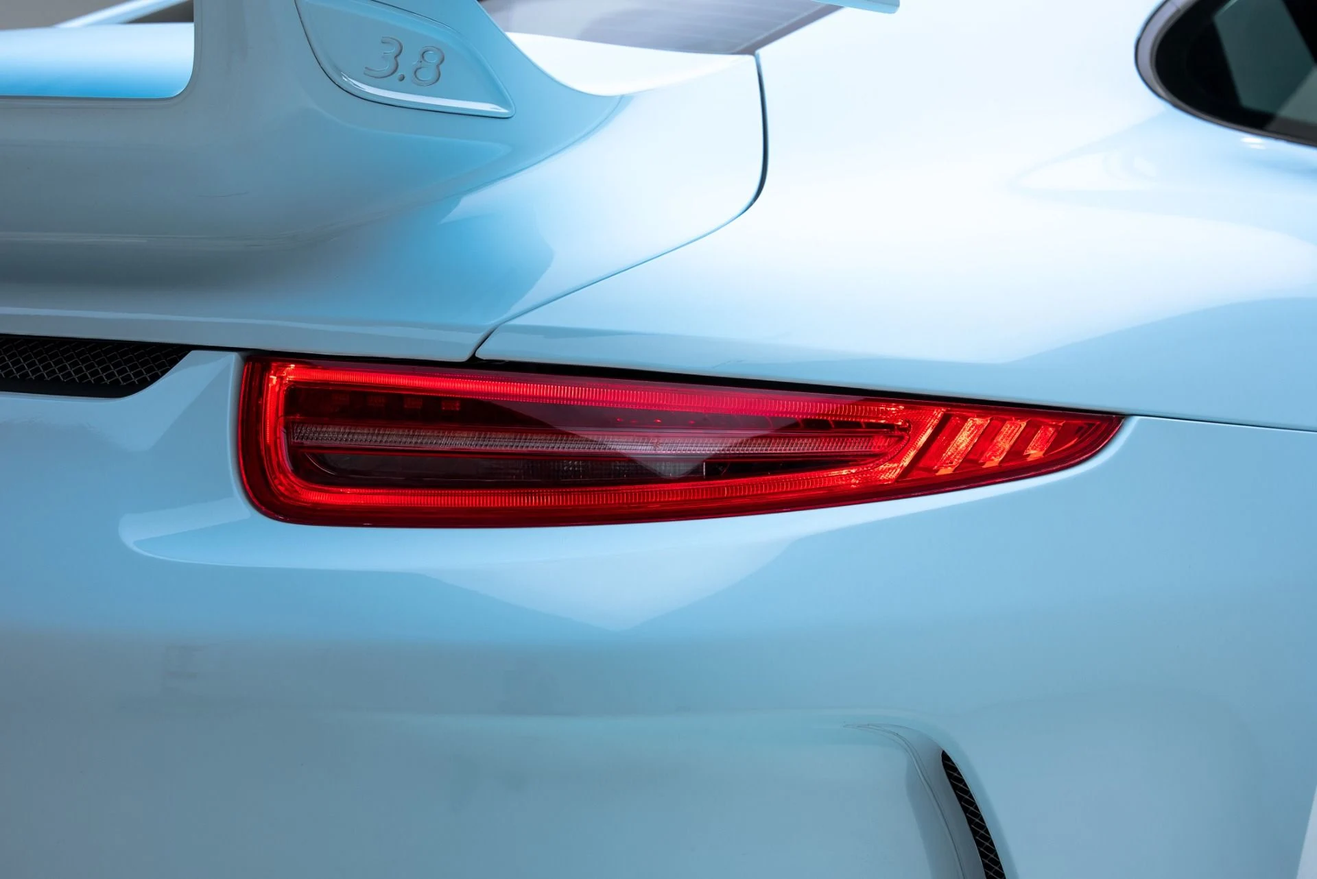 mph029_1391342010_Used_2015_Porsche_911_GT_3_1774894986_8ee2ff6622