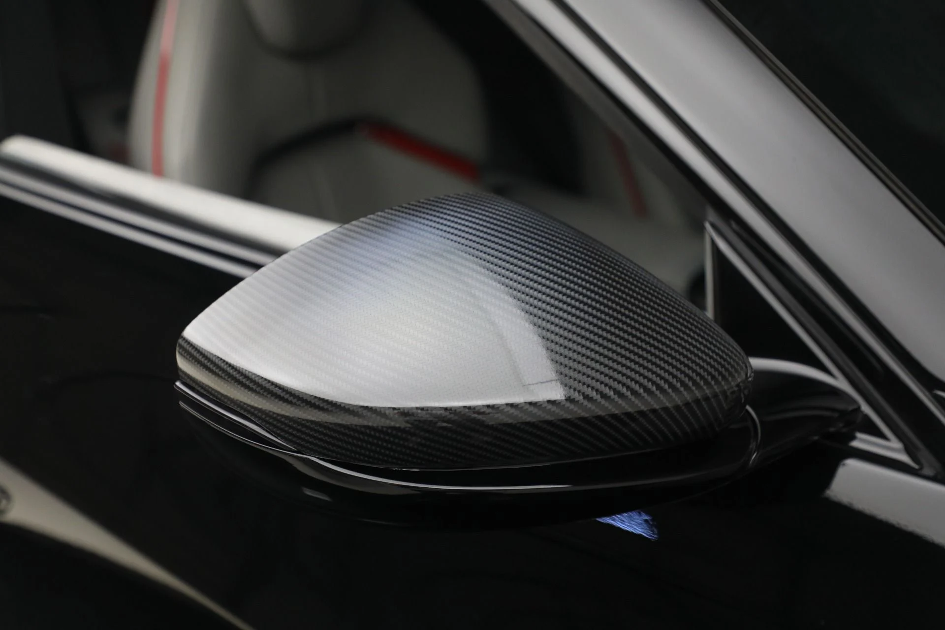 mph029_1399127638_Used_2025_Ferrari_Purosangue_1774121849_7c68aded68