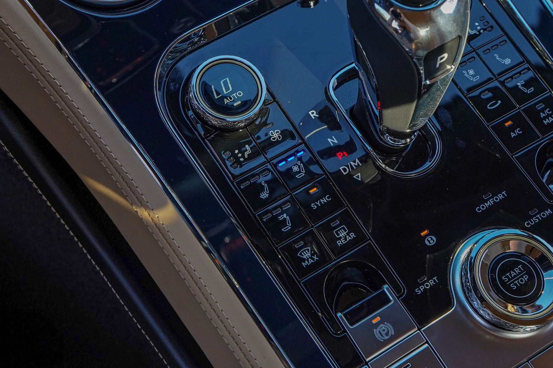 mph029_1400892374_Hi_Tech_Luxury_Imports_LLC_SCBDP_4_ZG_6_TC_025074_image_29_af77c8ee77