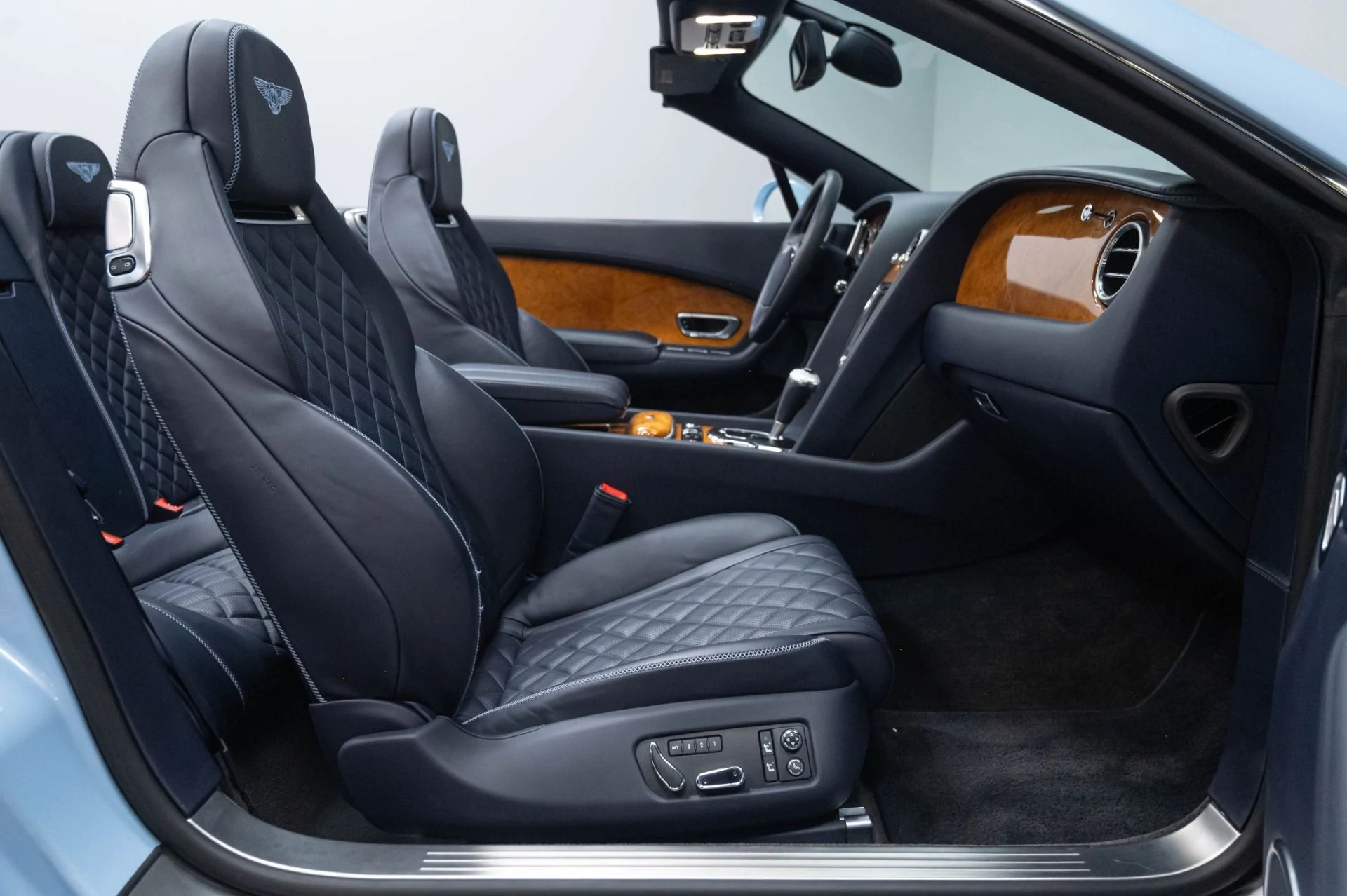 mph029_1407224644_Used_2016_Bentley_Continental_GT_W12_1783611545_0c0ea3ad48
