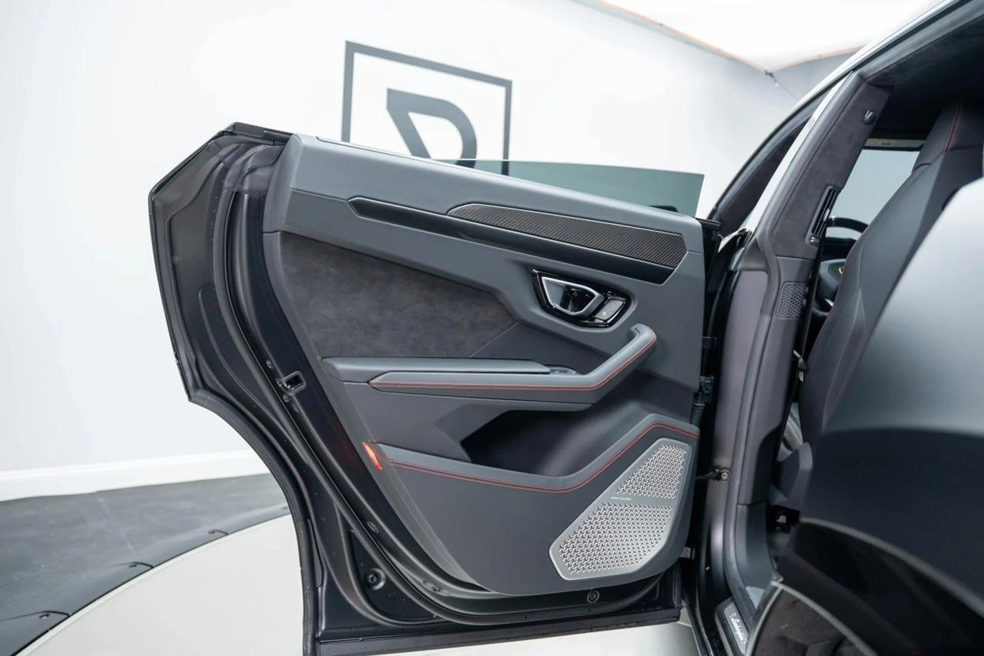 mph029_1409308086_79f387316e08ea0fc13b6e19310f8724_9244c478a6