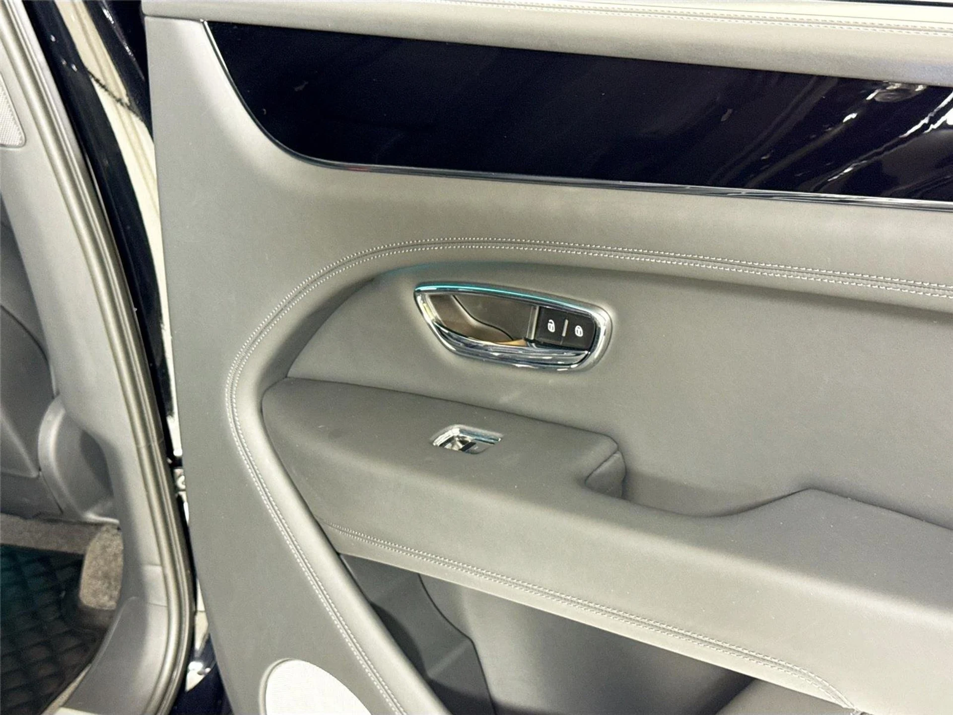 mph029_1412692912_1bbdbb125a028c6cffd38d2430db3030_5e3e4cc6b8