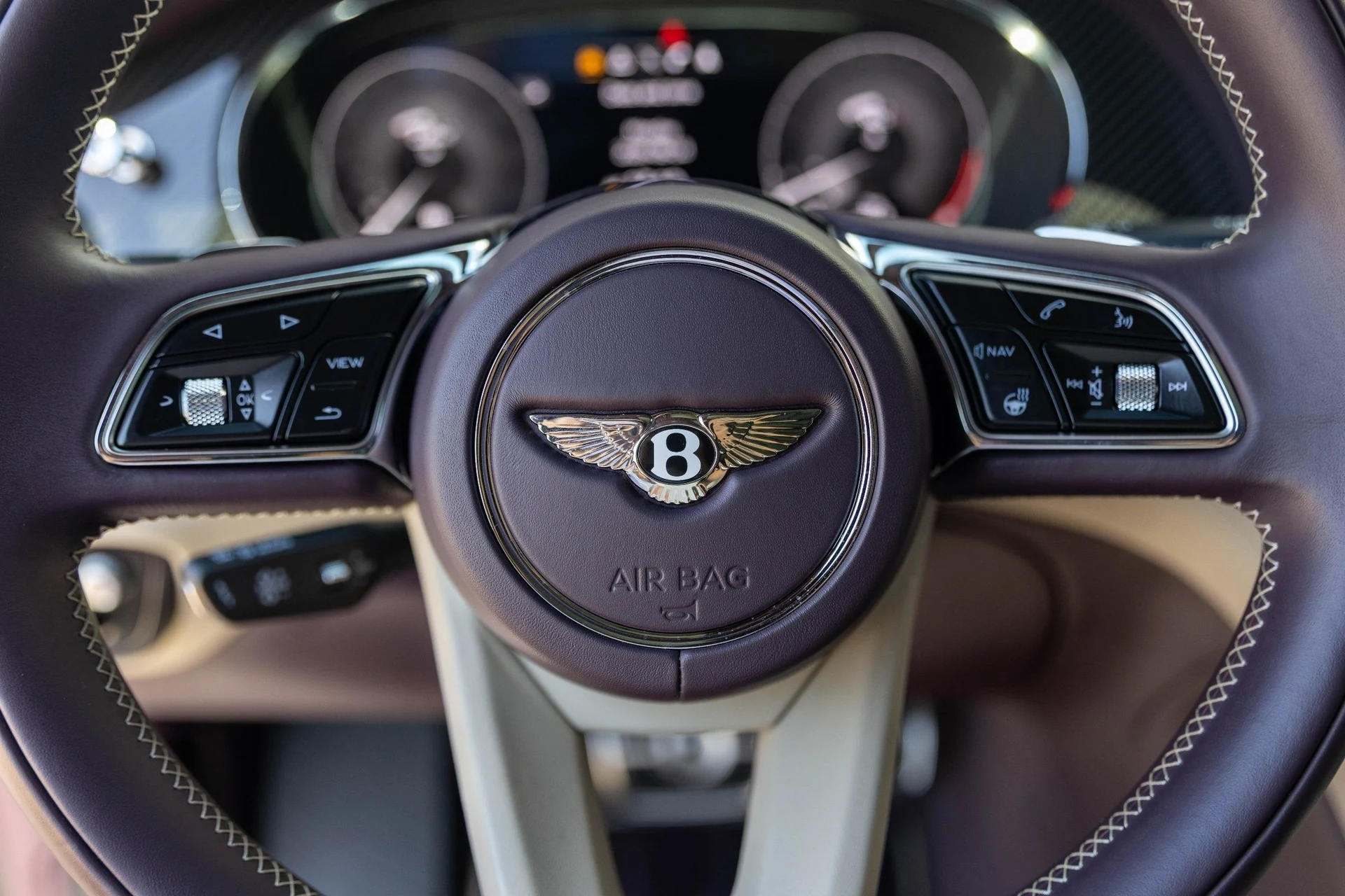 mph029_1422821212_Hi_Tech_Luxury_Imports_LLC_SJAAT_2_ZV_4_PC_018520_image_29_1f452f6078