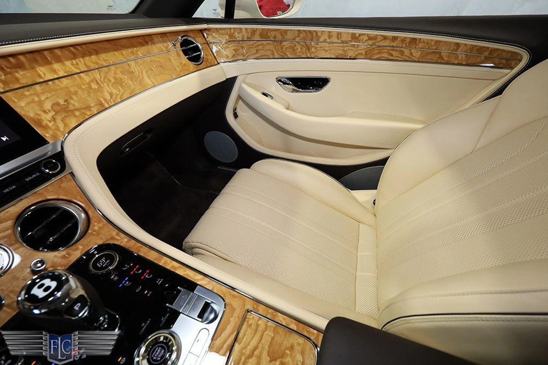 mph029_1428016849_used_2022_bentley_continental_gtcv8convertible_9689_23023913_30_1024_29d7fcd12b