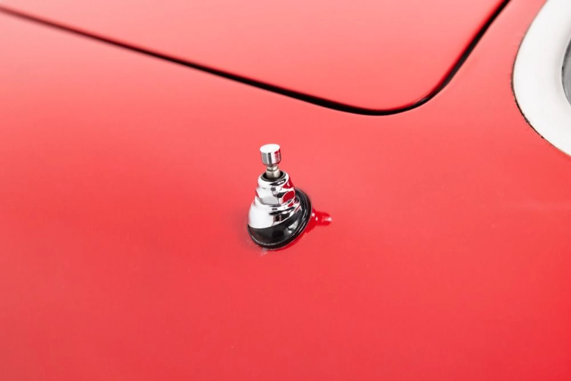 mph029_1447430322_Used_1971_Ferrari_365_GTB_4_ebb1e86756