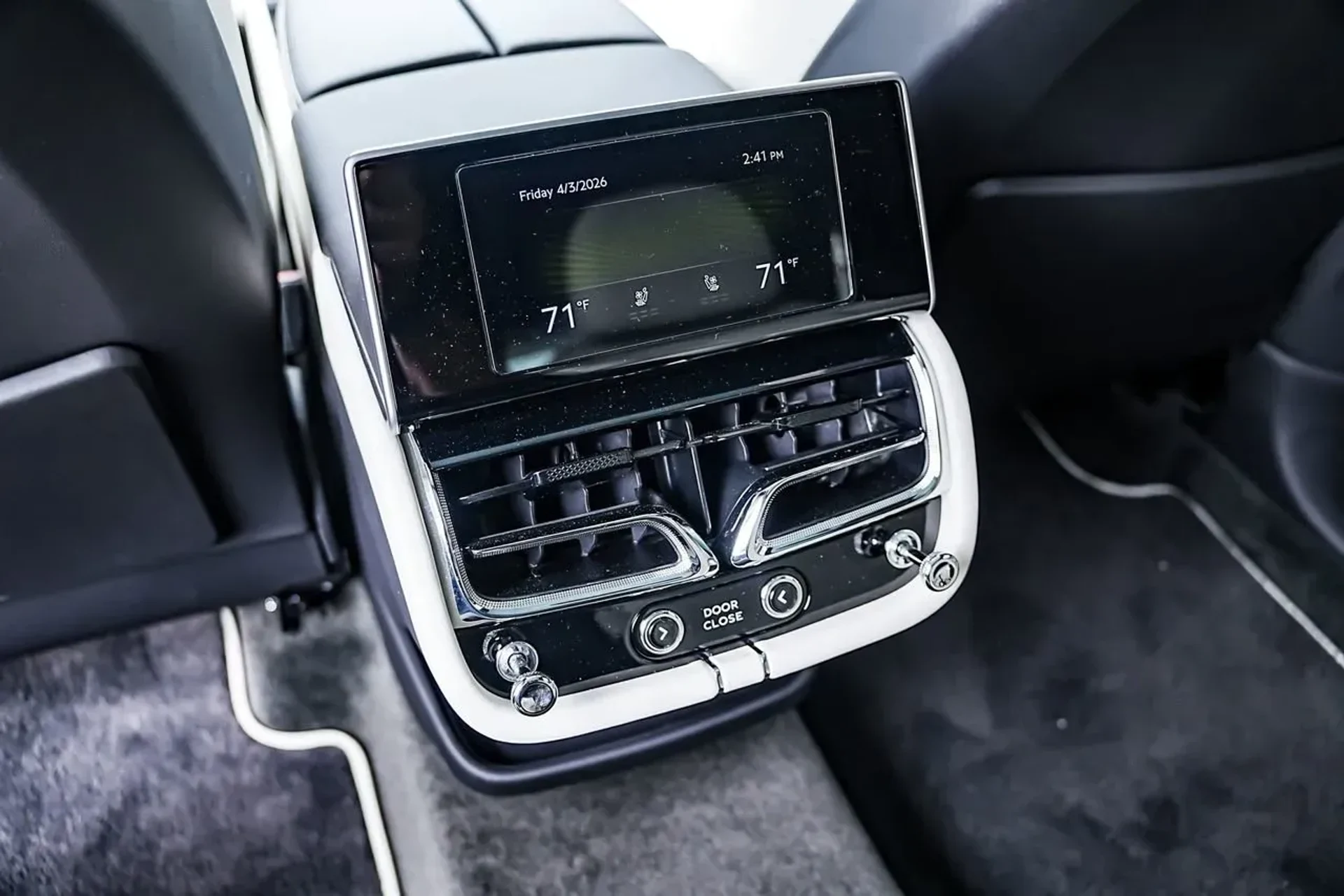 mph029_1451945646_d170156bbcec4c58964b81e9bc5c7b83_6933157a2f