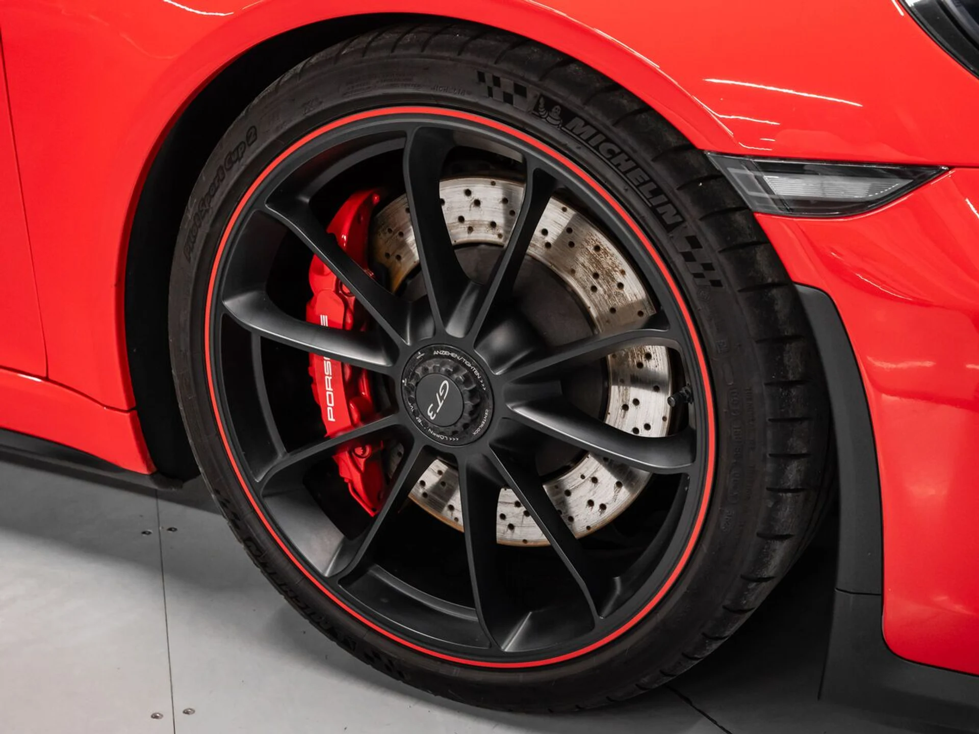 mph029_145672127_porsche_911_2018_bcb81ff418