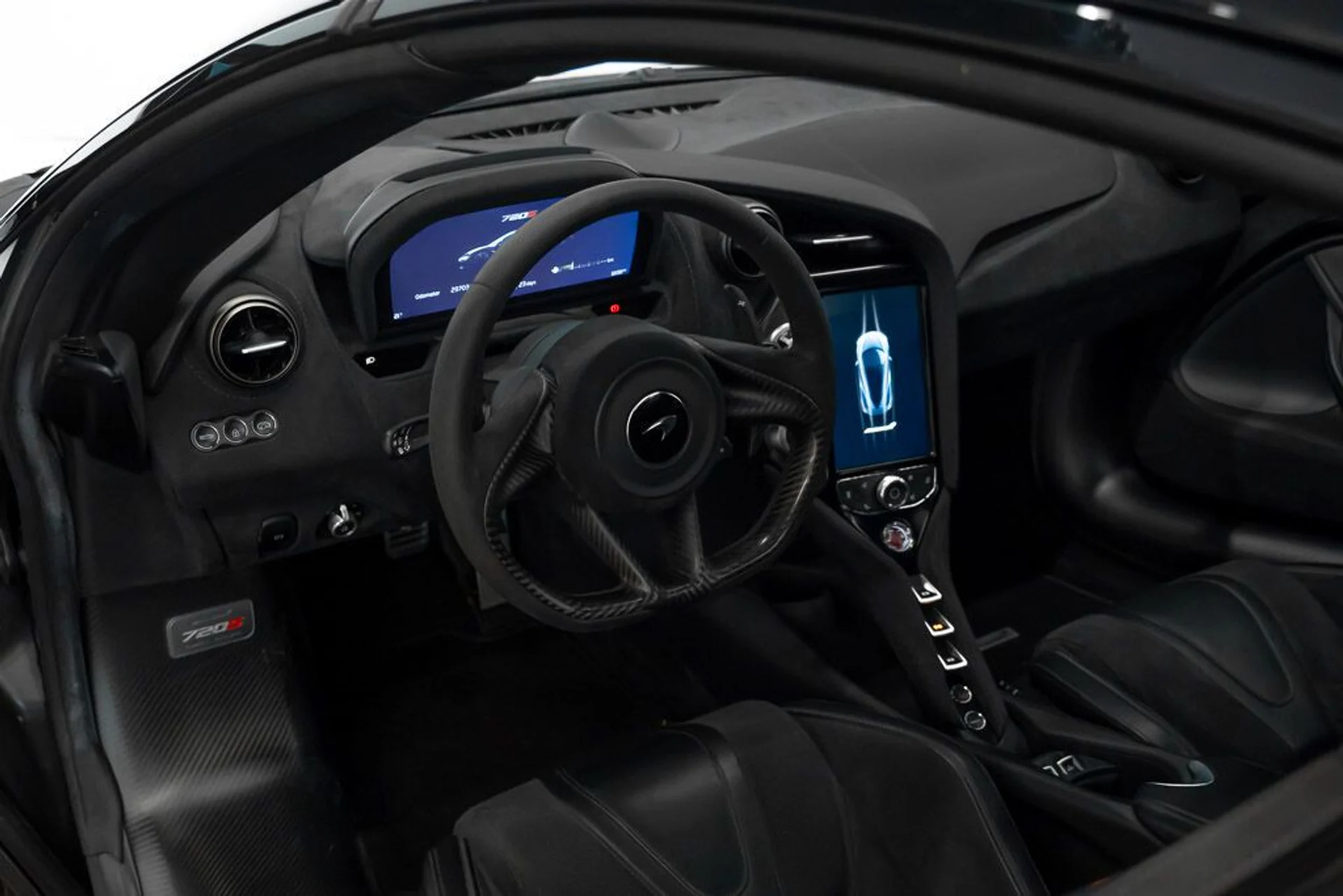 mph029_1461242995_mclaren_720s_2020_jpg_v_1758918548_50e3954daa