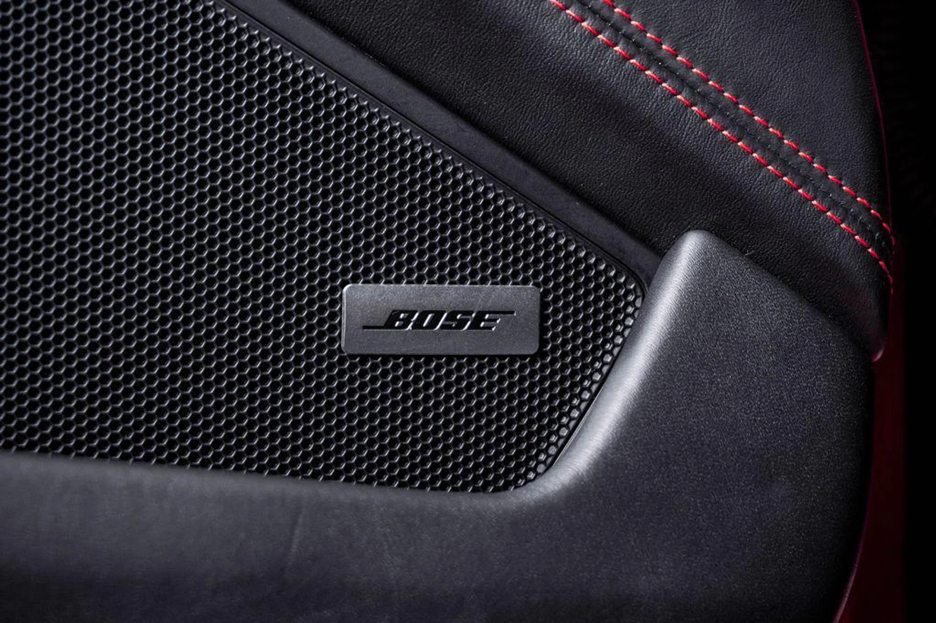 mph029_1471661715_k_Zpyl_E6_Y9s7_Ai_bwe_Io_Y4_Os0_PU_c51b2ea687