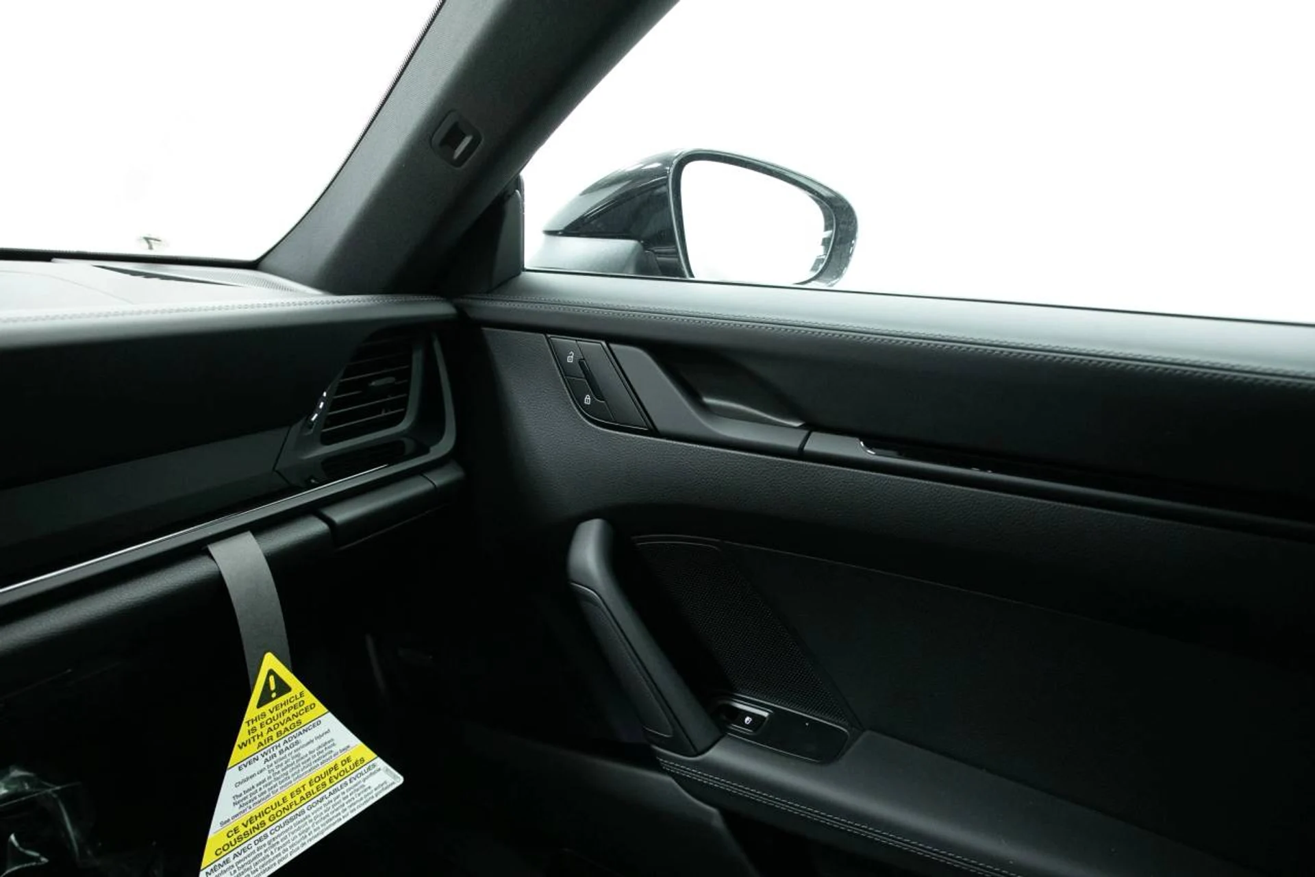 mph029_149651914_f6cdd267f72510fc3d9592f9843d3811x_637d934608