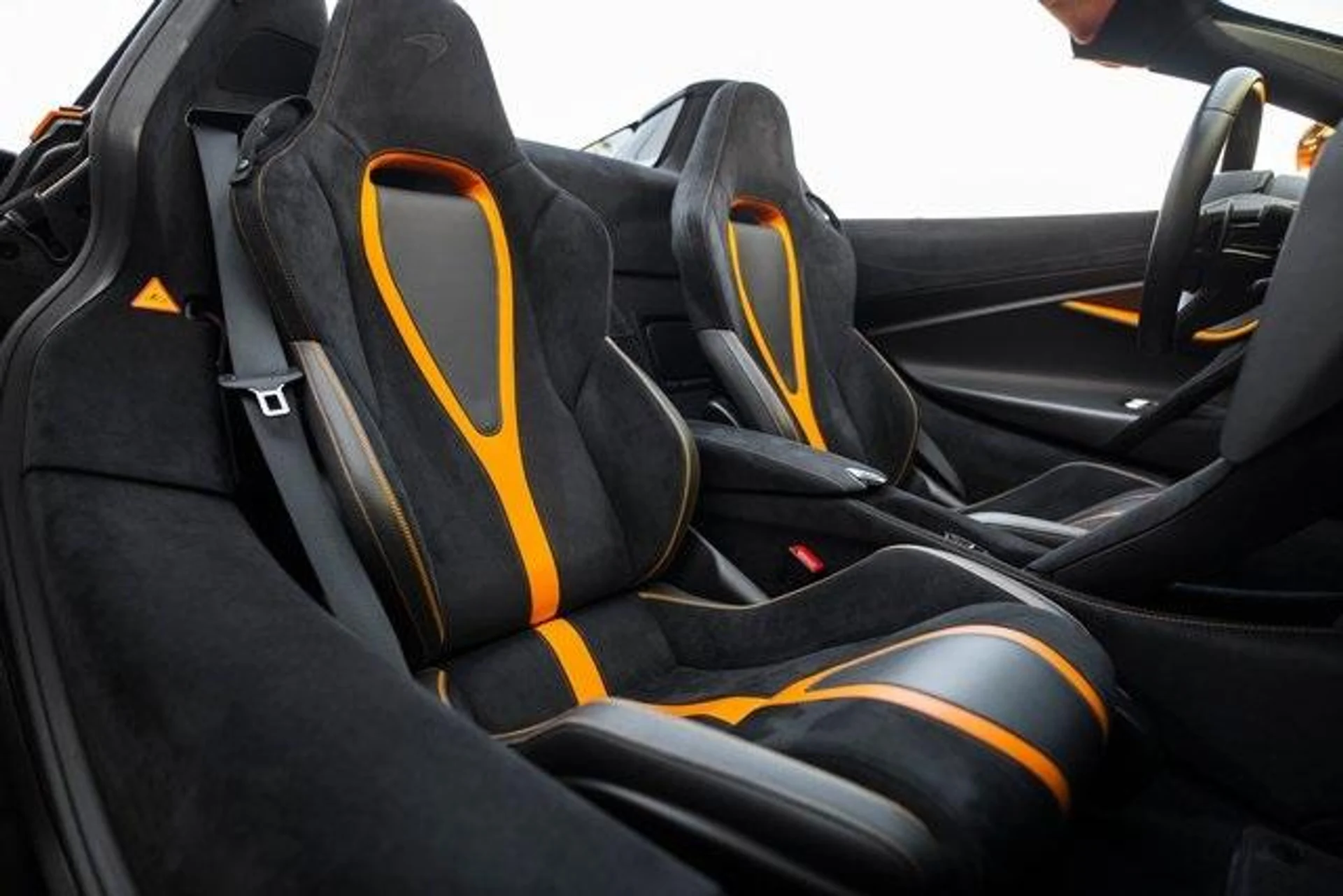 mph029_1504886431_Used_2019_MCLAREN_720_S_Spider_Performance_1620459166_15cab36209