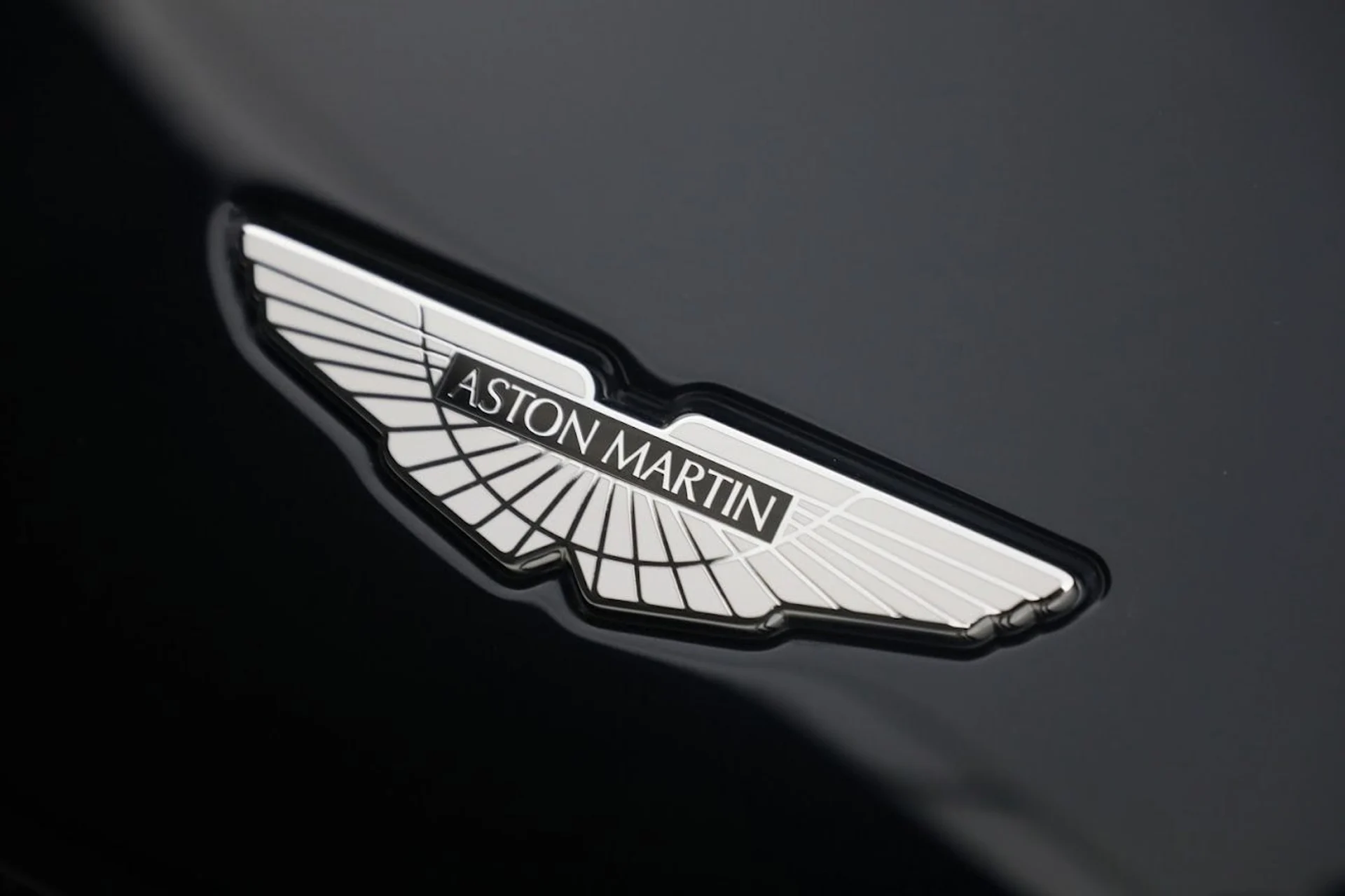 mph029_1505721697_Used_2019_Aston_Martin_DBS_Superleggera_1688394544_d969ad63bc