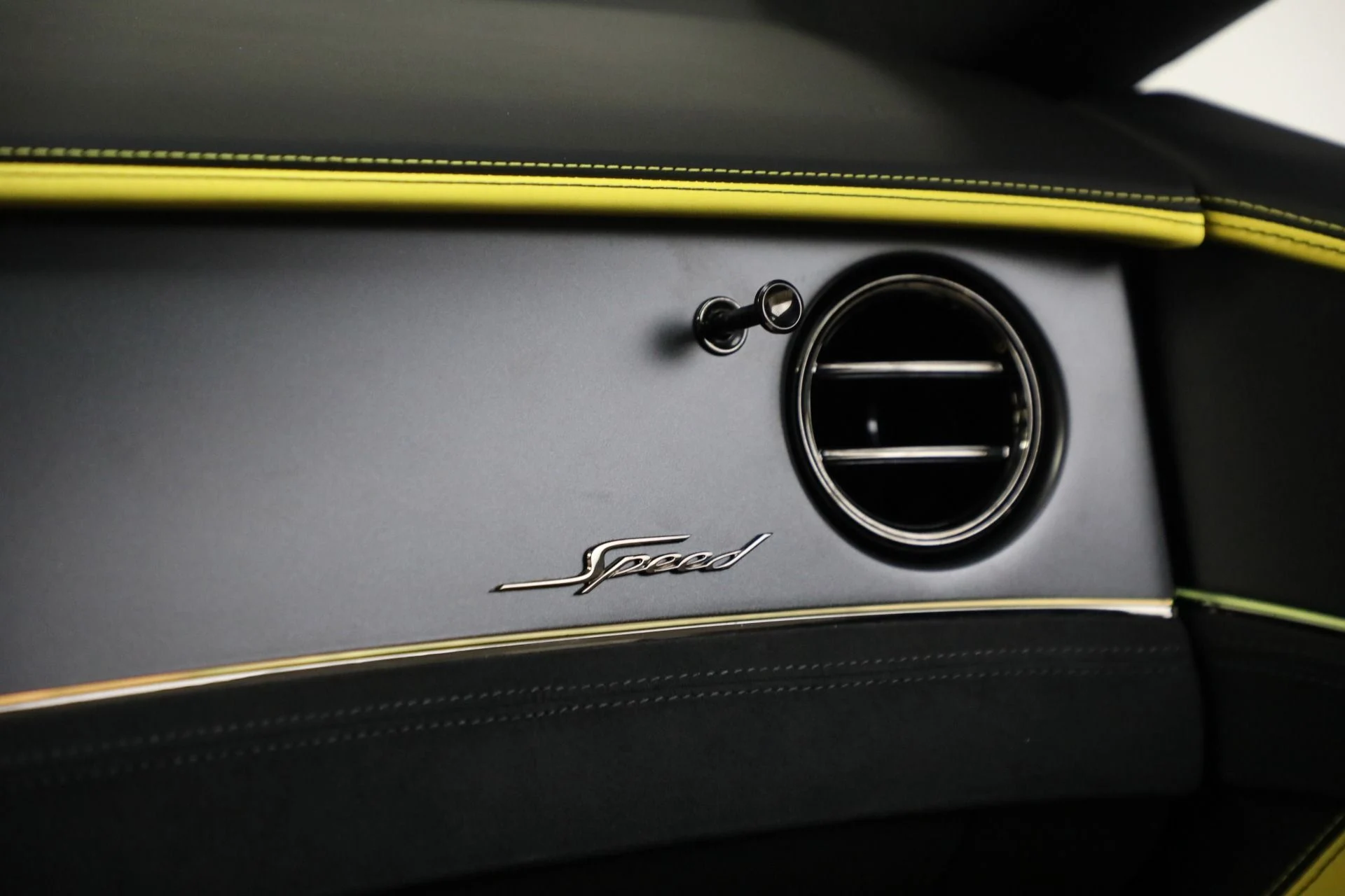 mph029_1510668851_New_2025_Bentley_Continental_GT_Speed_First_Edition_3f2eba200c