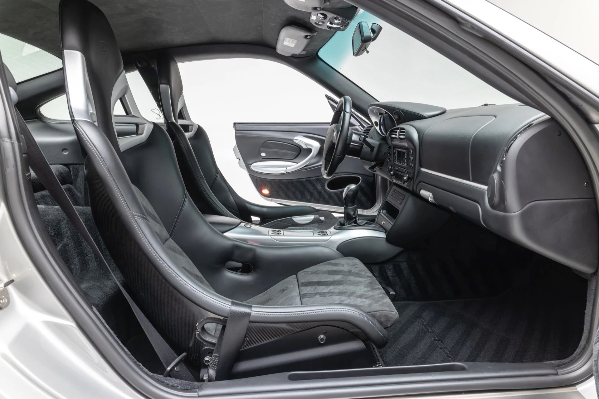 mph029_1523996477_13475_p30_l_730783ffb6