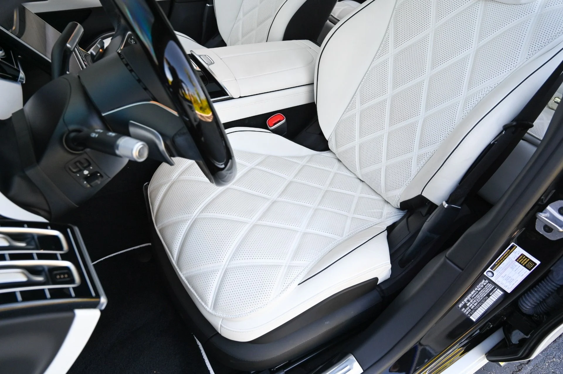 mph029_1524886688_Used_2023_Mercedes_Benz_S_Class_Mercedes_Maybach_S_680_4_MATIC_1742317109_f370d3209e