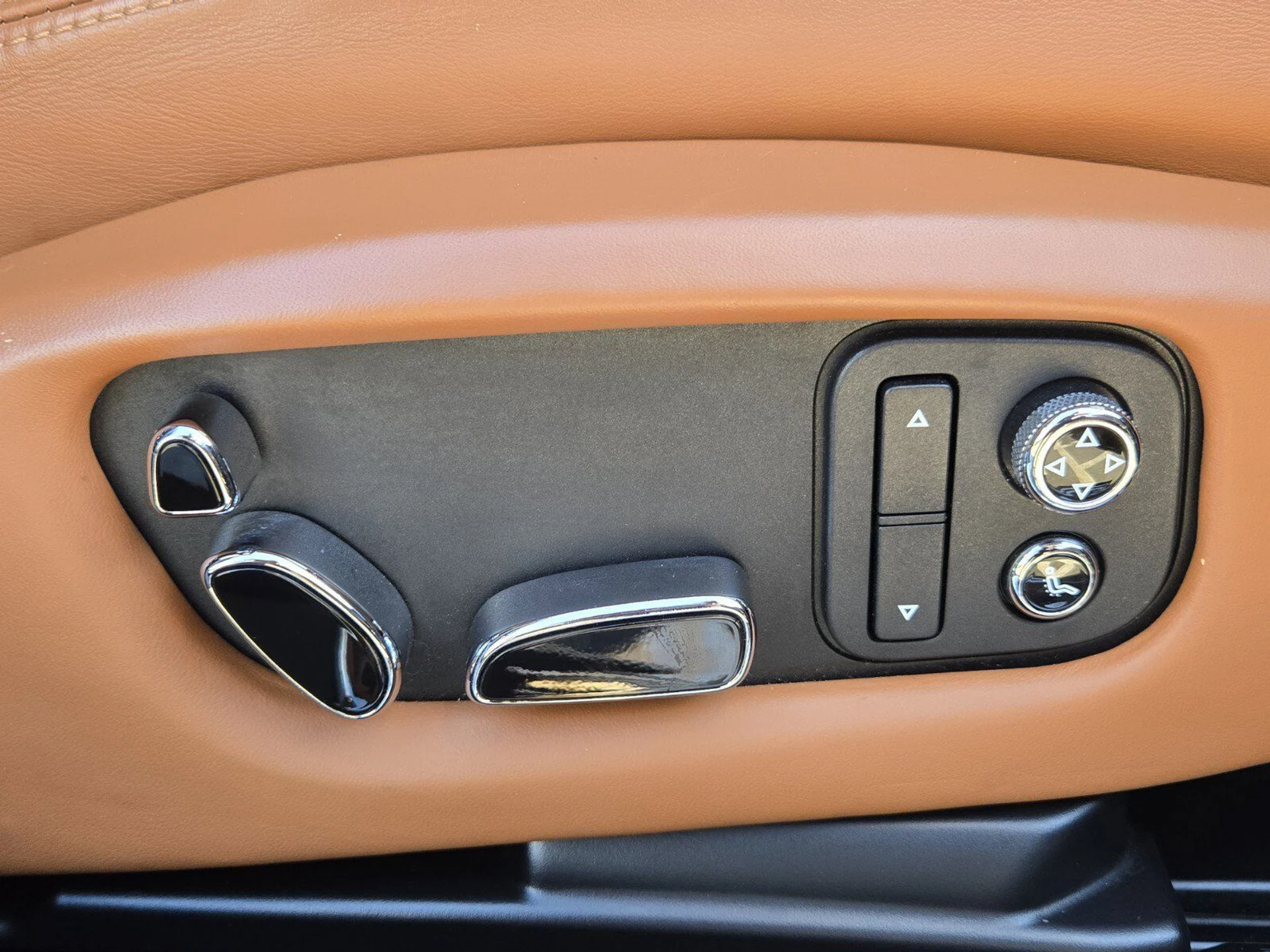 mph029_1532770854_70c763fecbd0f700a0eae58d3008f45cx_7f80438453