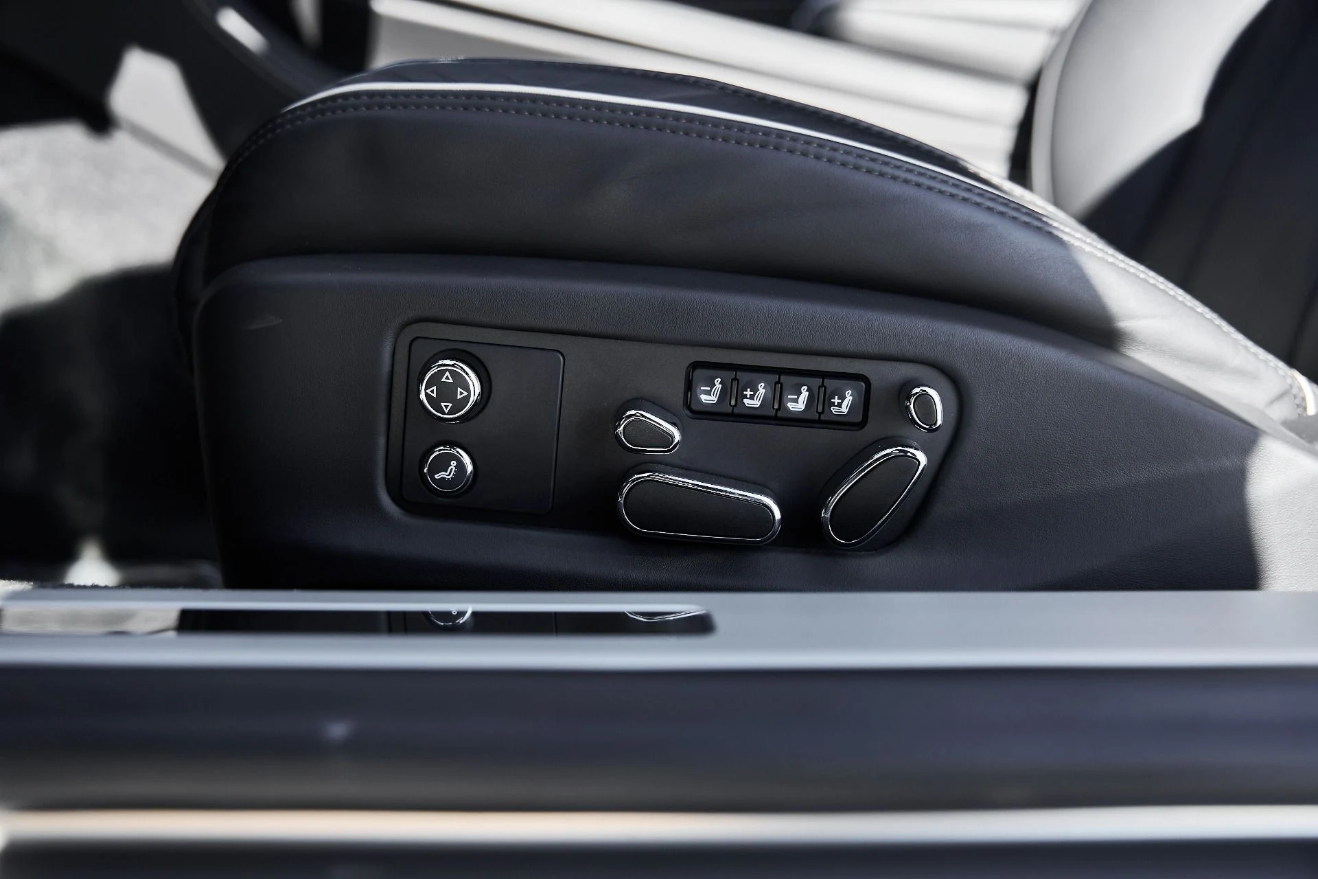 mph029_1548657987_Used_2021_Bentley_Continental_GT_V8_1768615483_e59708f970