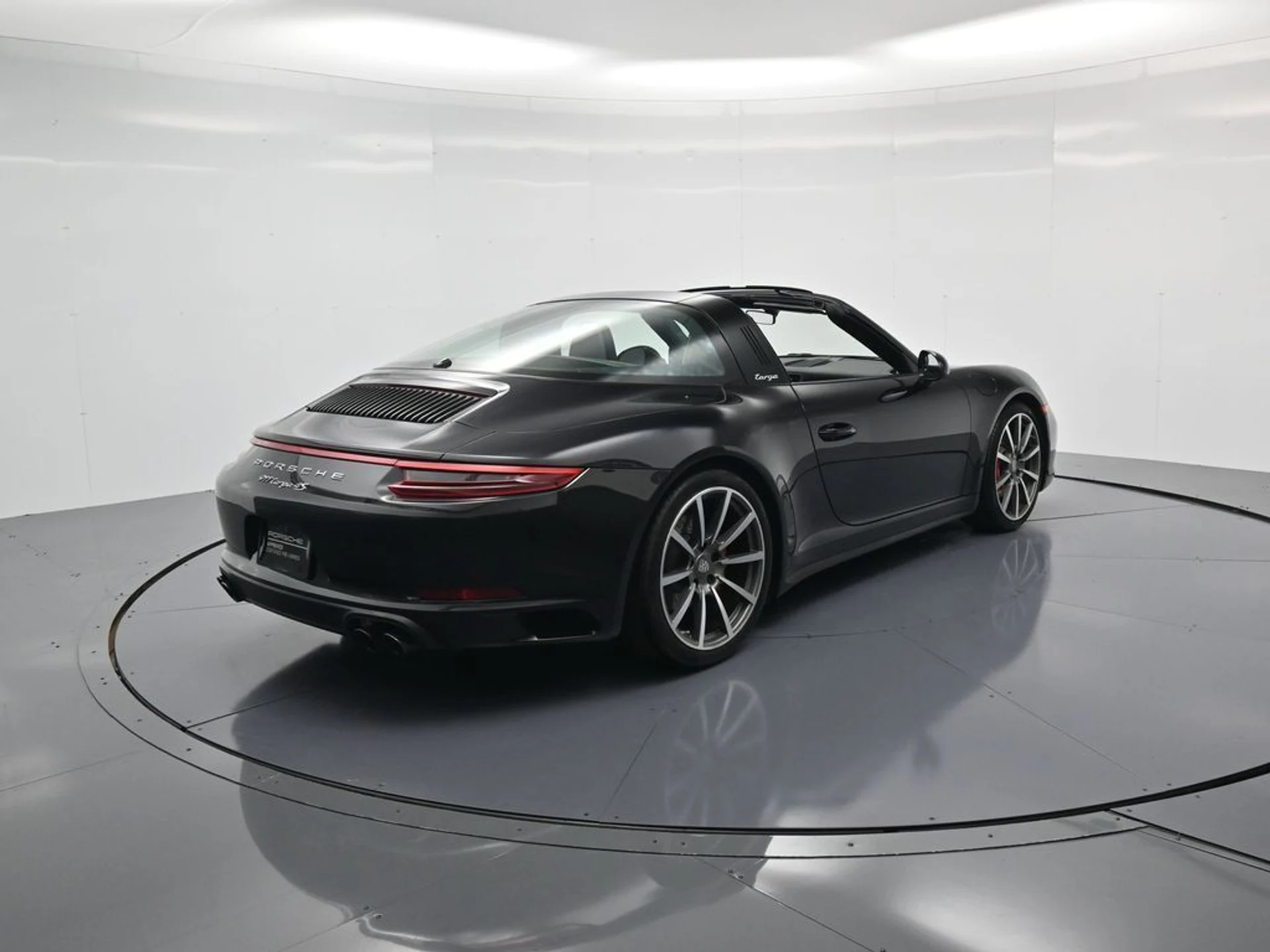 mph029_1566356604_e75028bae0257f21909300fe26d7bd41x_8a8706eb45