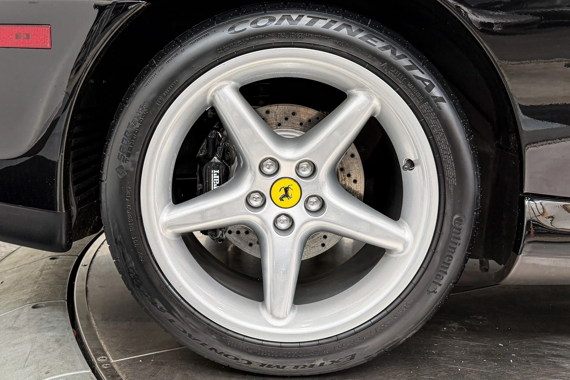 mph029_1571439290_Used_1998_Ferrari_550_Maranello_6_Speed_Manual_Low_Miles_1783364215_62f254535c