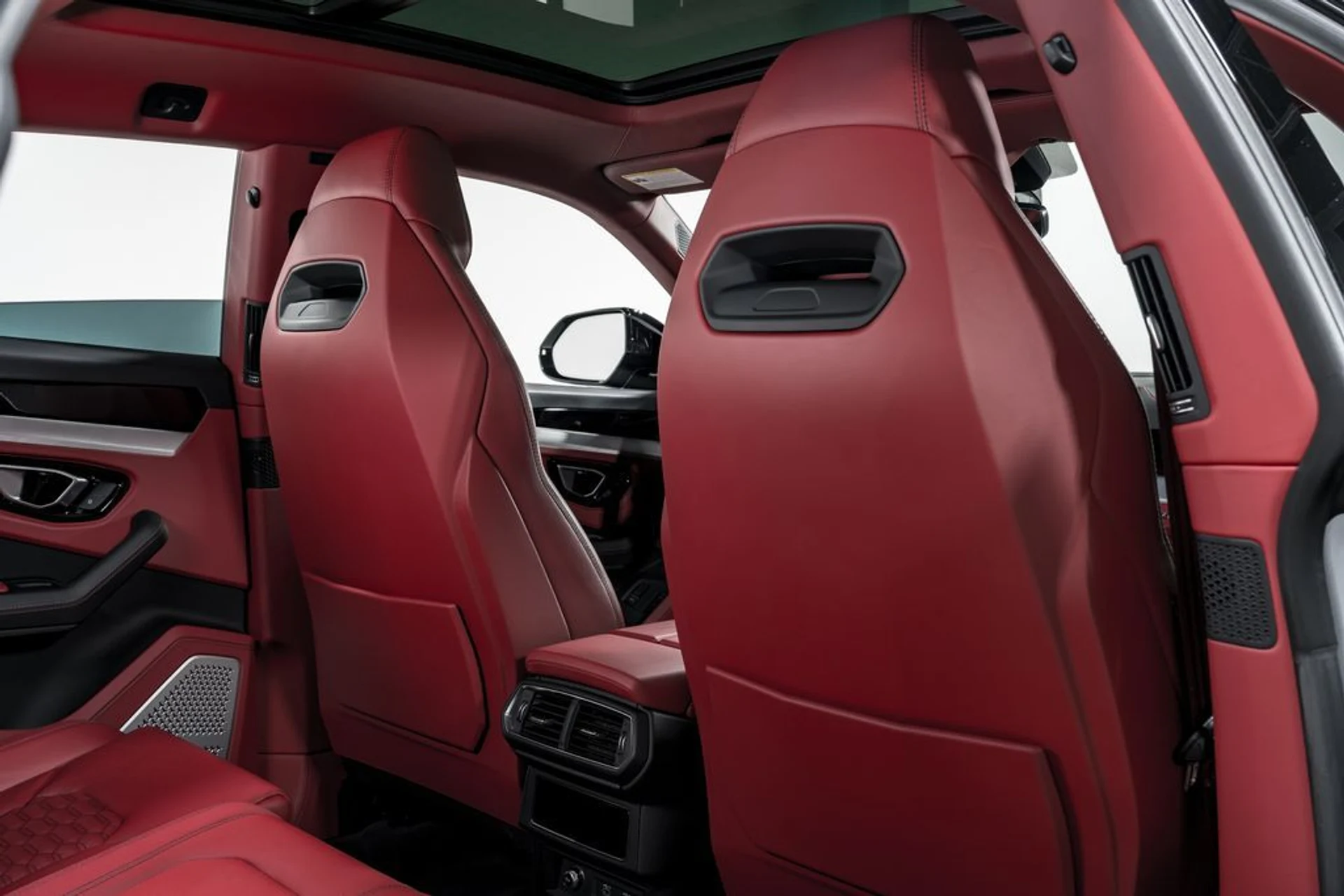 mph029_1572875100_21bf328f3339c53457200032b75b9929x_9d133b9e05