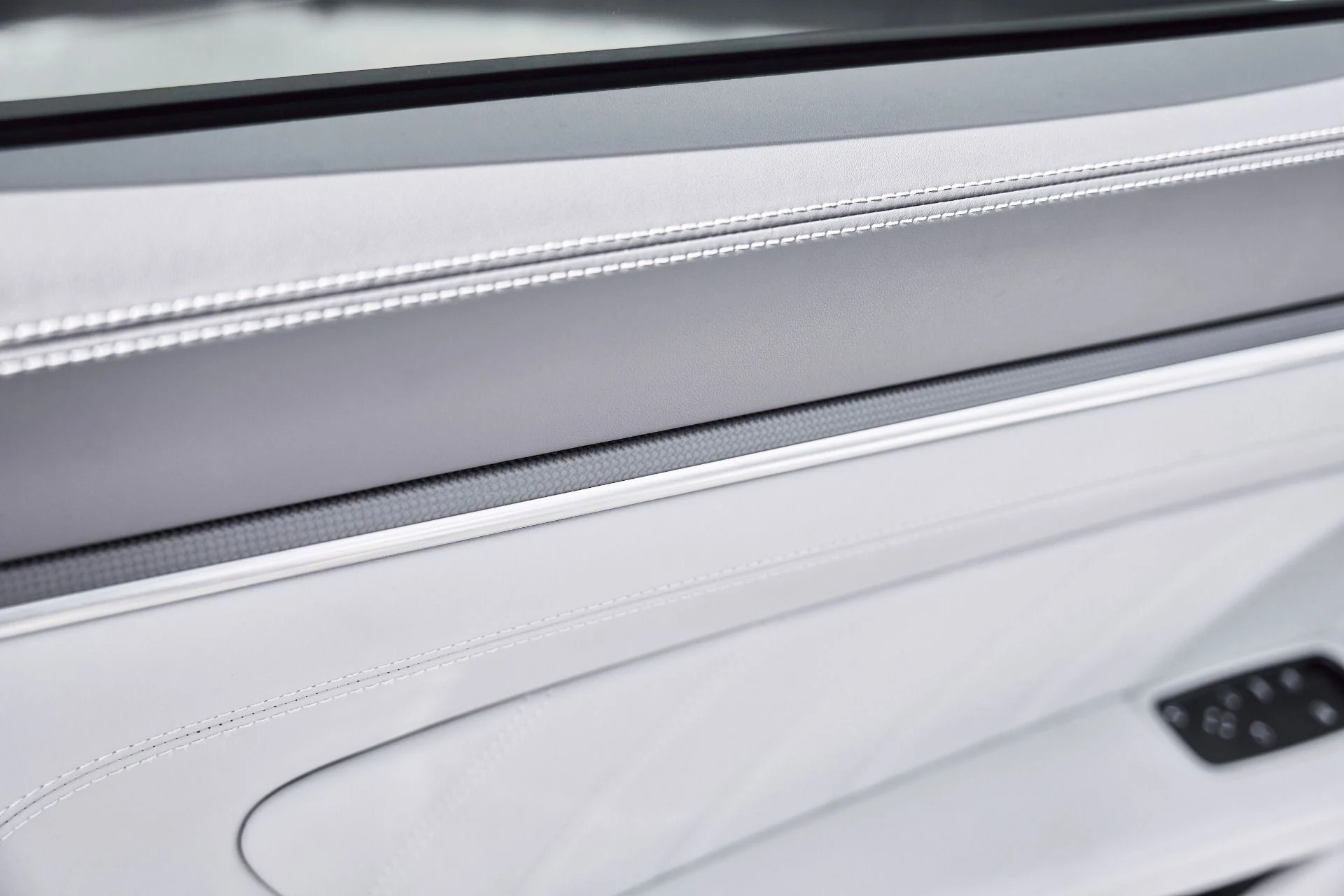 mph029_159410992_Used_2025_Porsche_911_Turbo_S_1772157269_679670bdc4