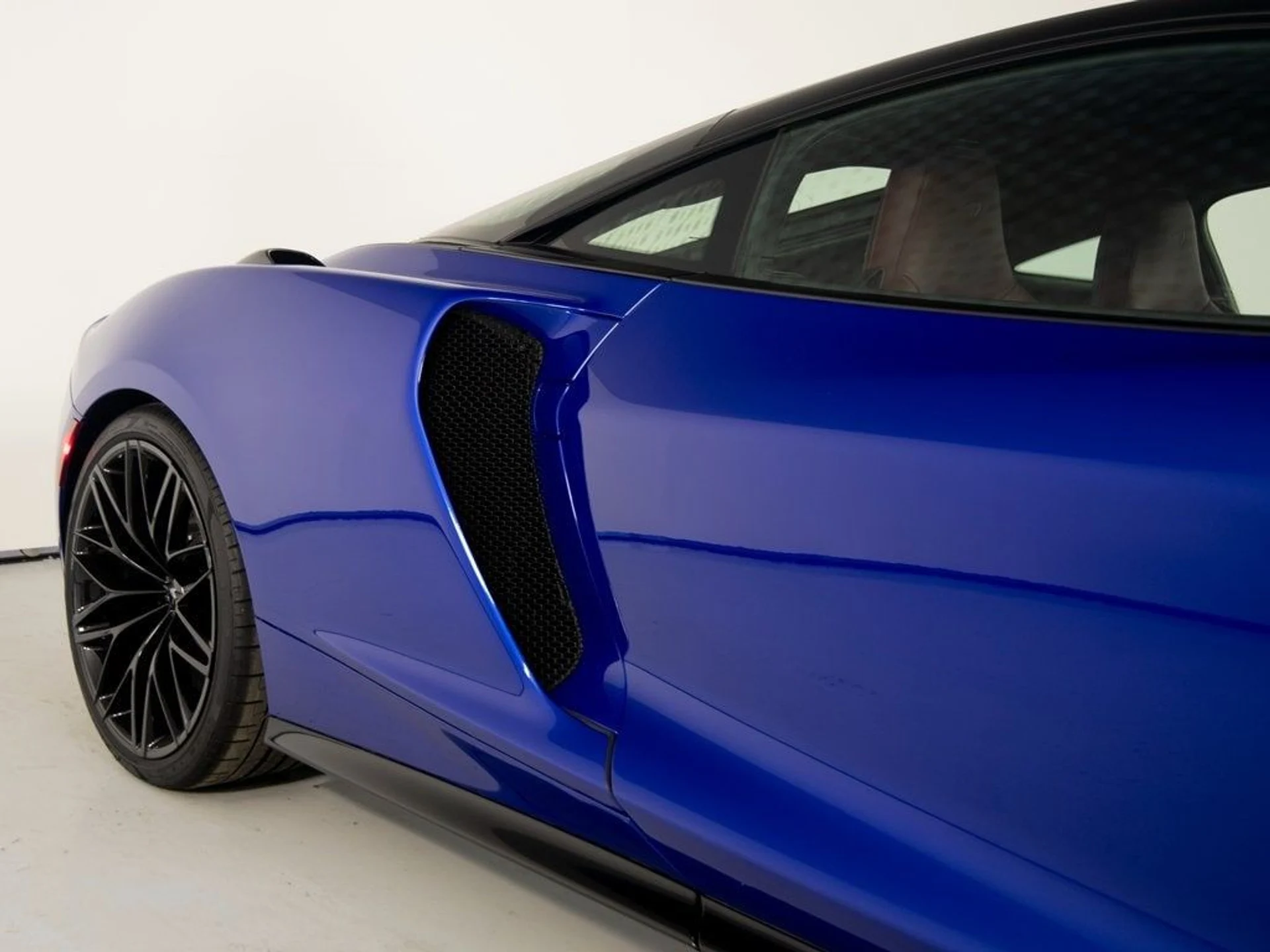 mph029_1597926890_d92aa514a06c5013055f1fb14358bf25x_eb4f2575ae