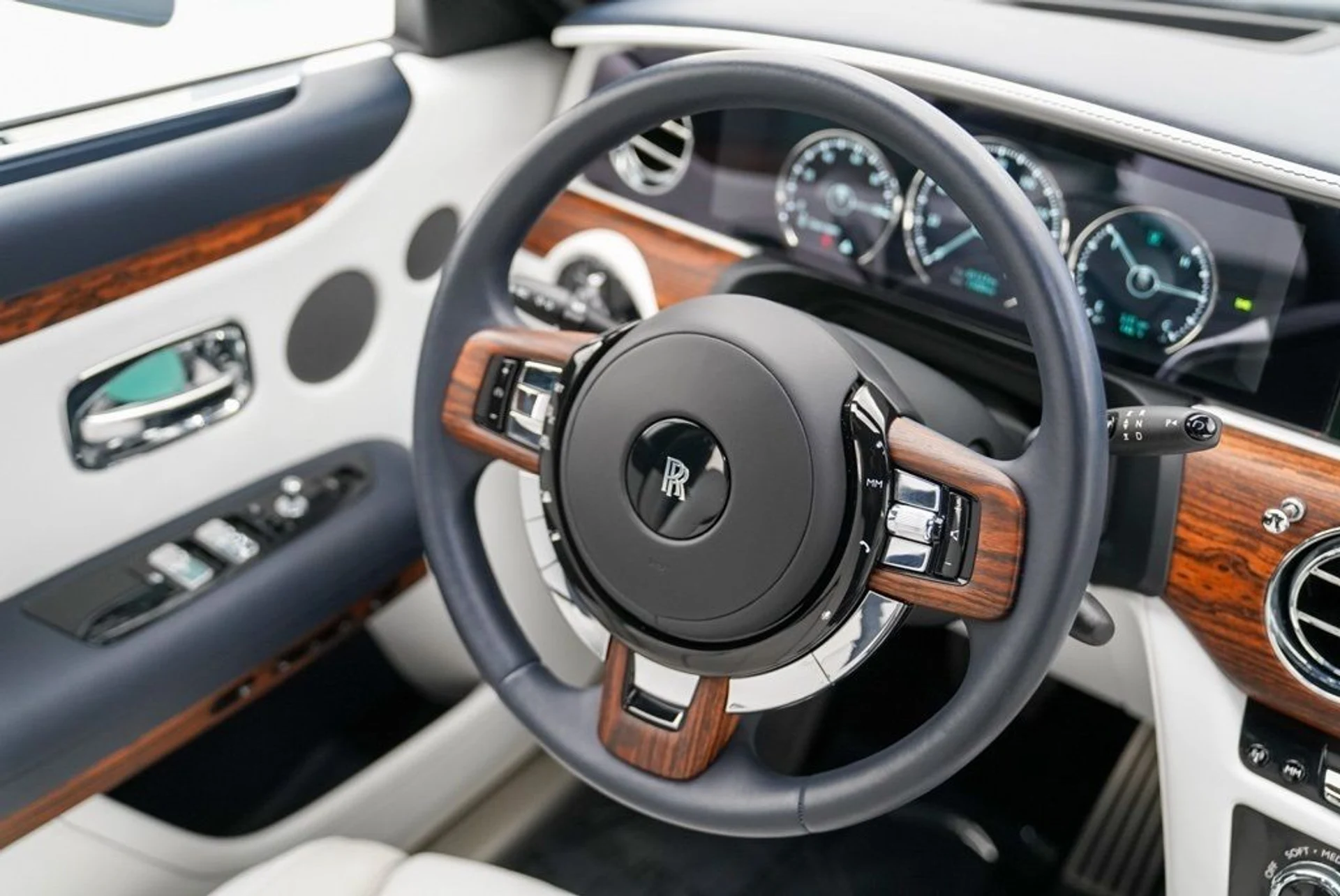 mph029_1600156351_yvggra6h3j5vf38jy4kx6zcqooe9_b22c6ba385