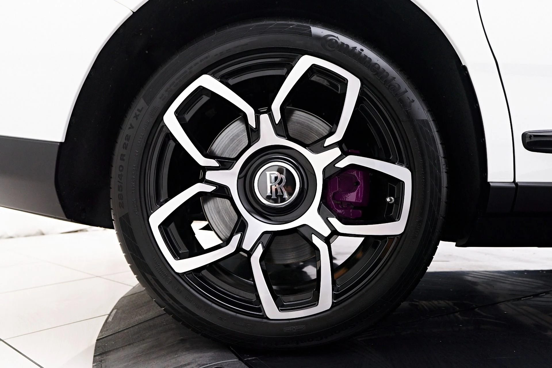 mph029_1601905381_Used_2024_Rolls_Royce_Cullinan_Base_1754099306_911e91d29c